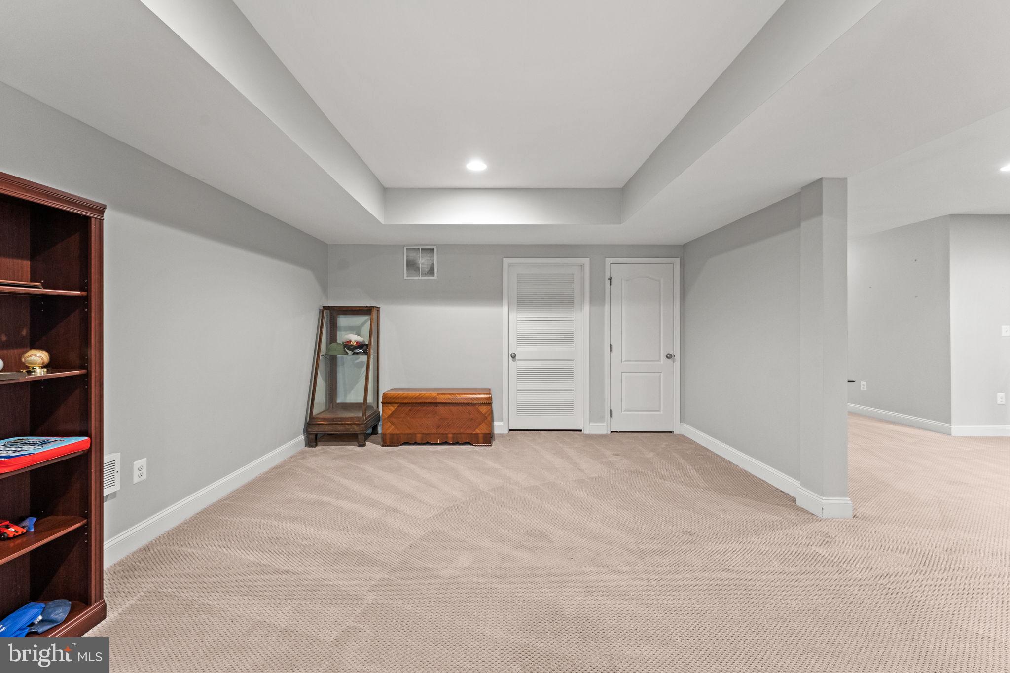 LOUDOUN VALLEY CARRIAGES - Residential