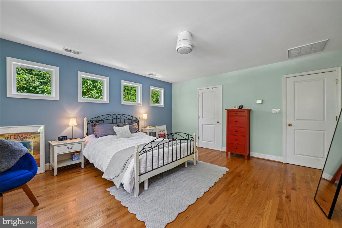 WOODMOOR - Residential