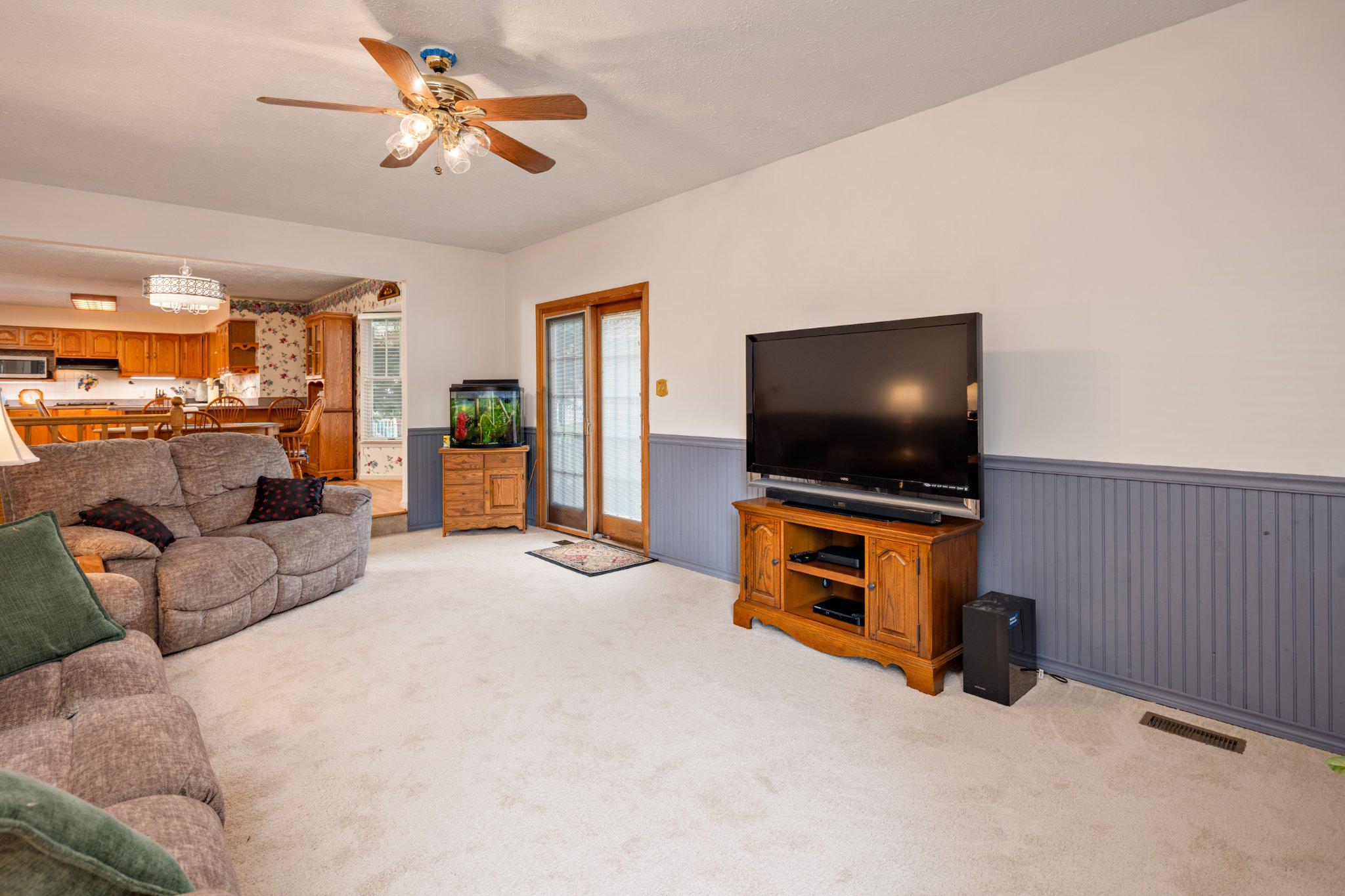 FOREST LAKES - Residential