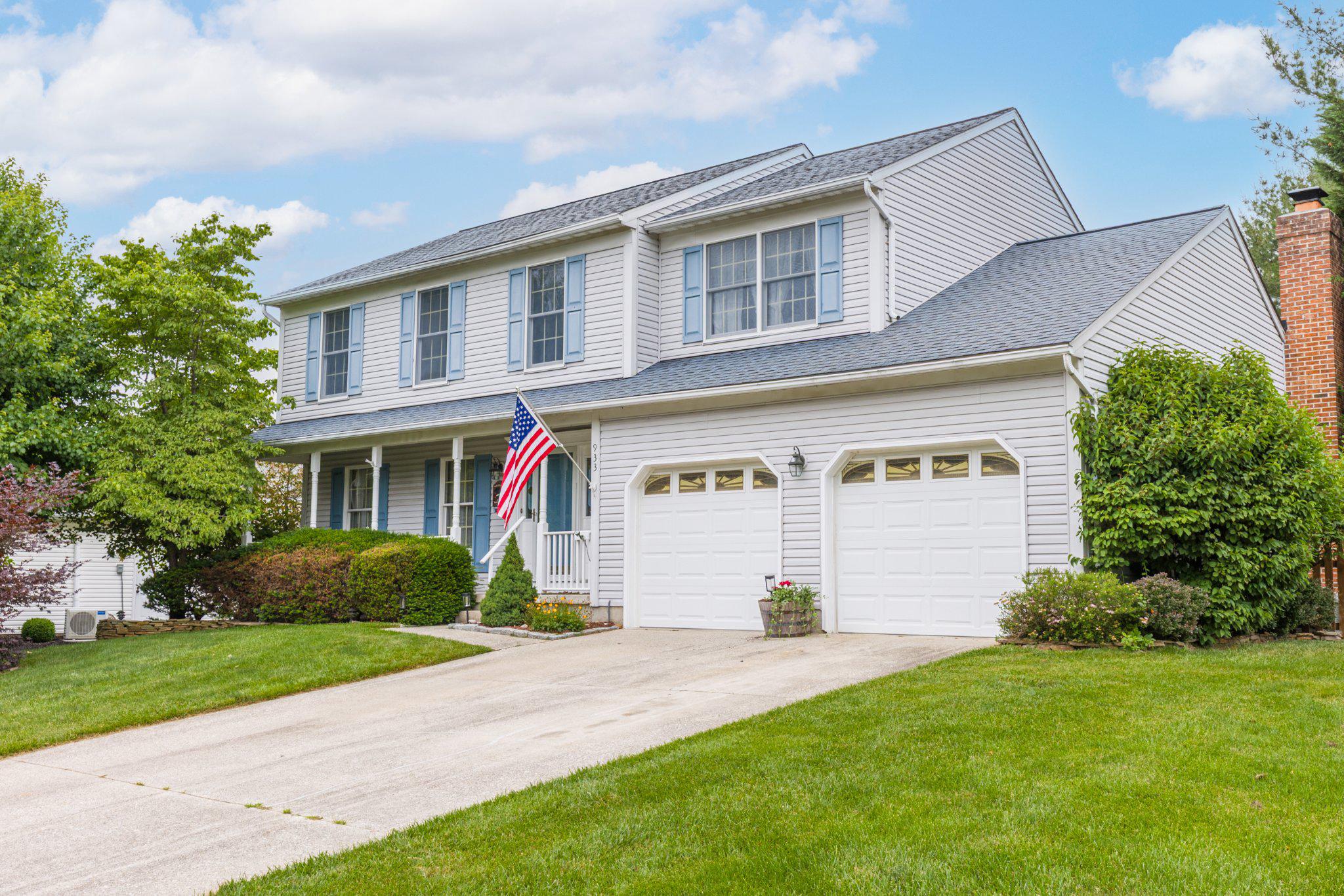 FOREST LAKES - Residential