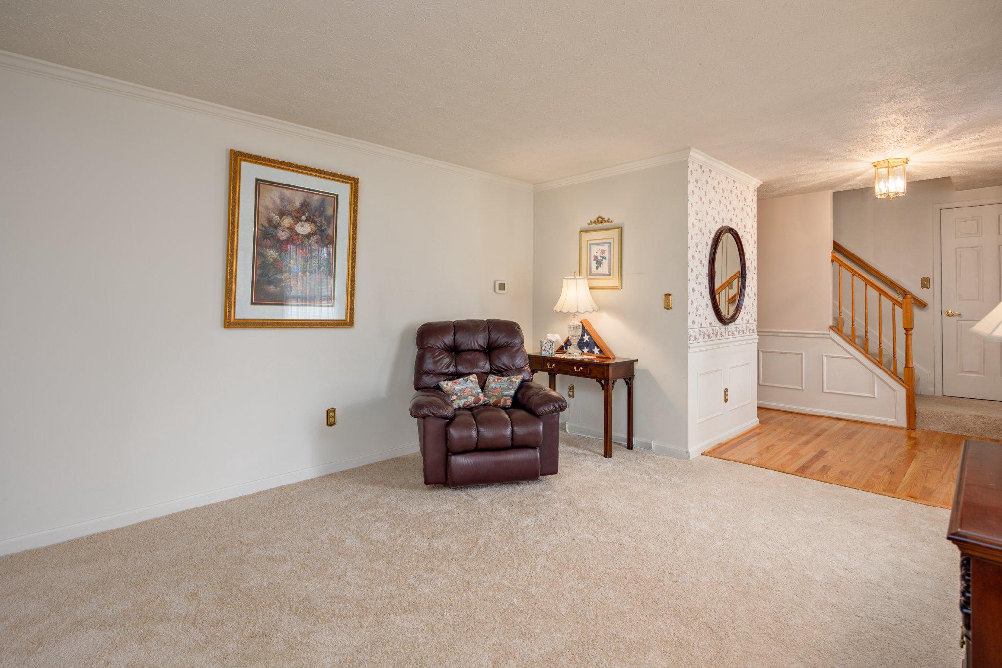 FOREST LAKES - Residential