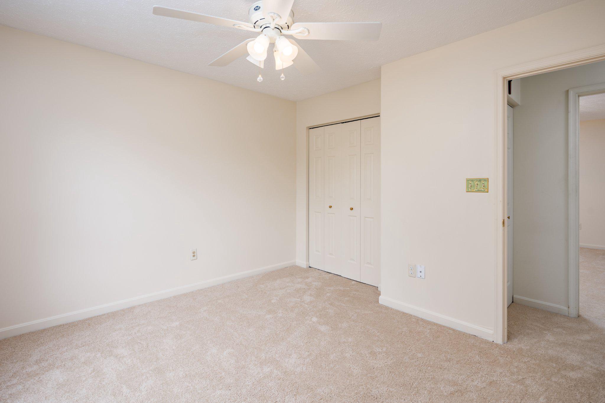 FOREST LAKES - Residential