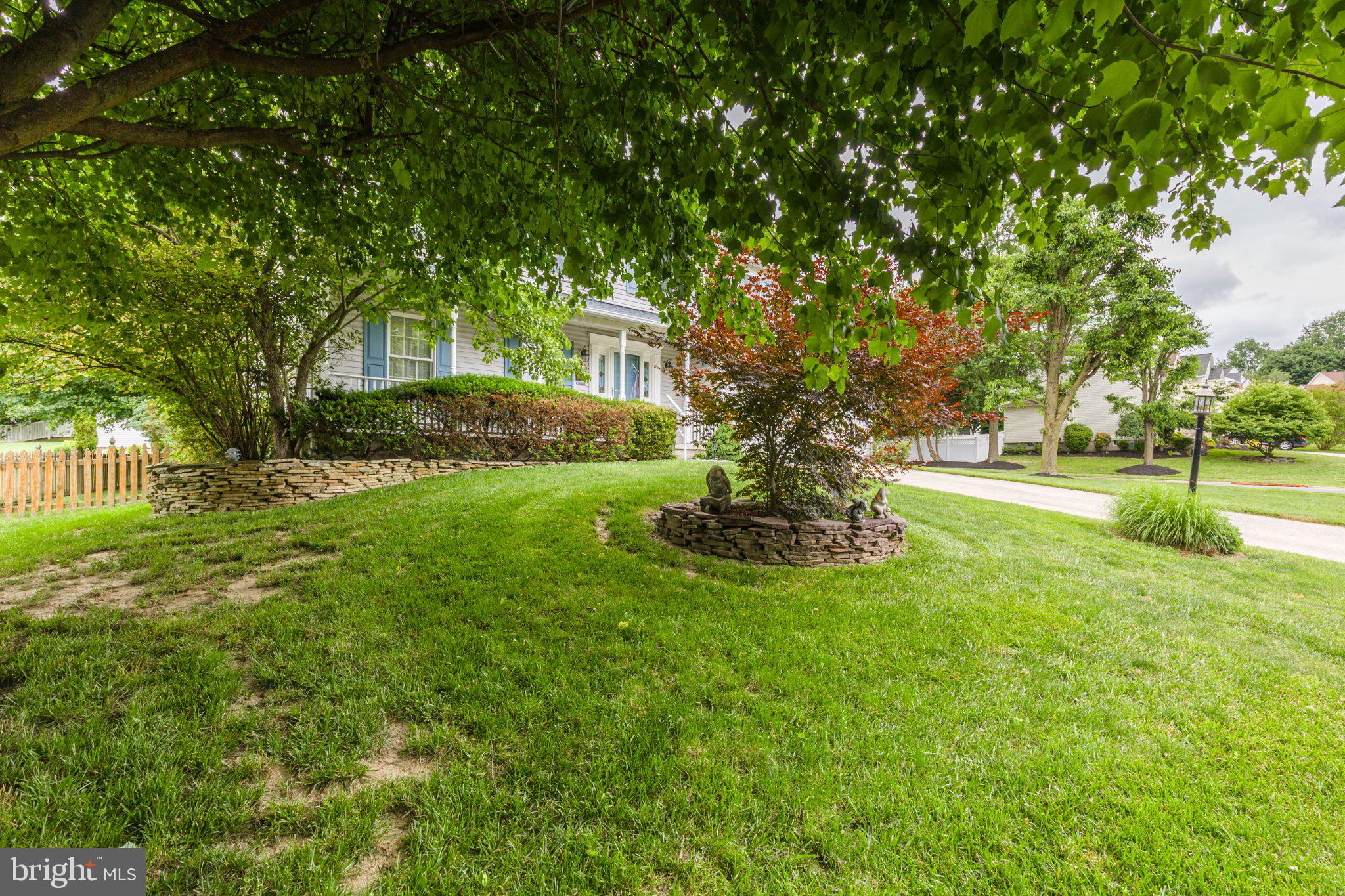 FOREST LAKES - Residential