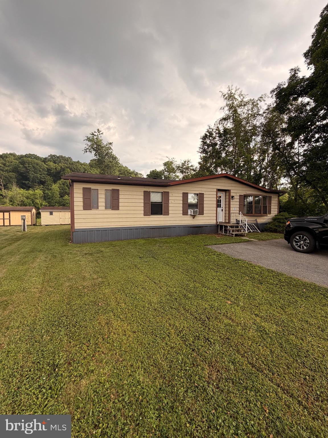 IRISH CREEK HILLS - Residential