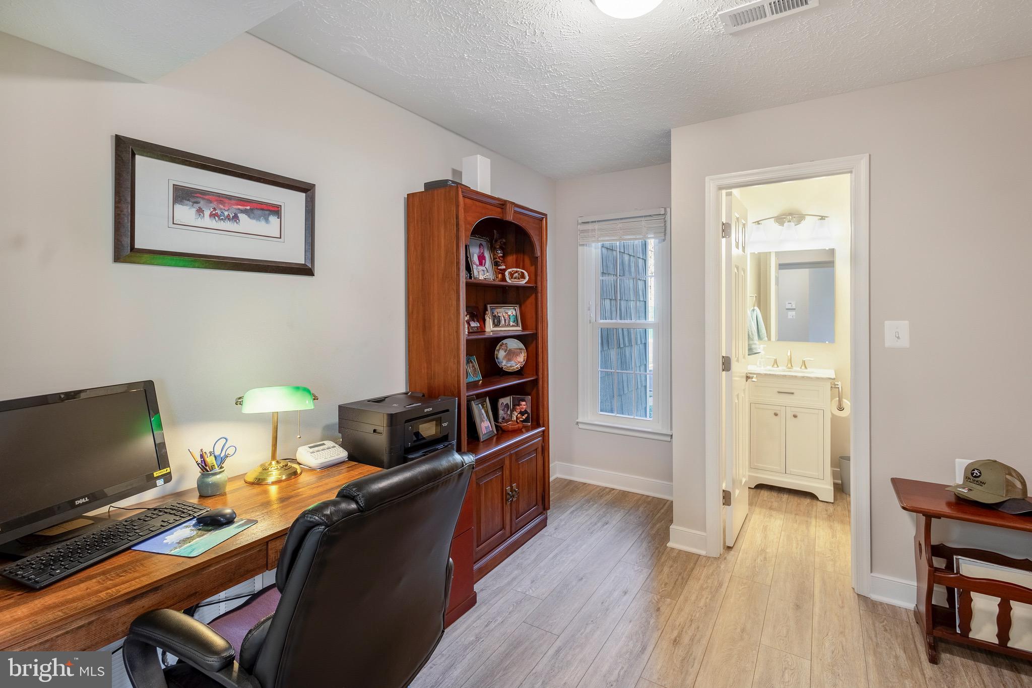 SUMMERLAKE - Residential