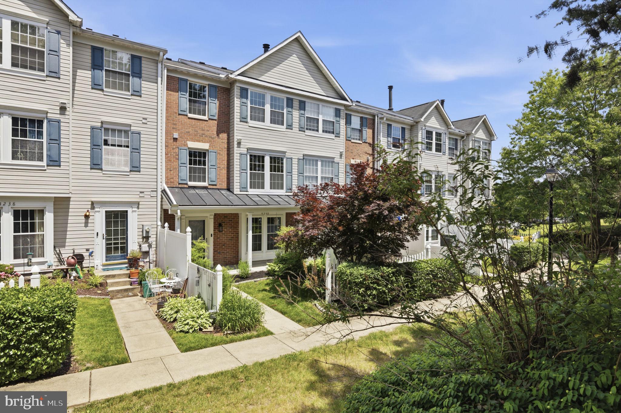 THE VILLAGE SOUTHFIELD - Residential