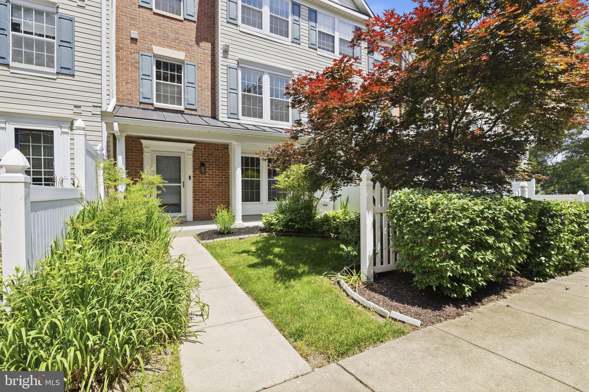 THE VILLAGE SOUTHFIELD - Residential