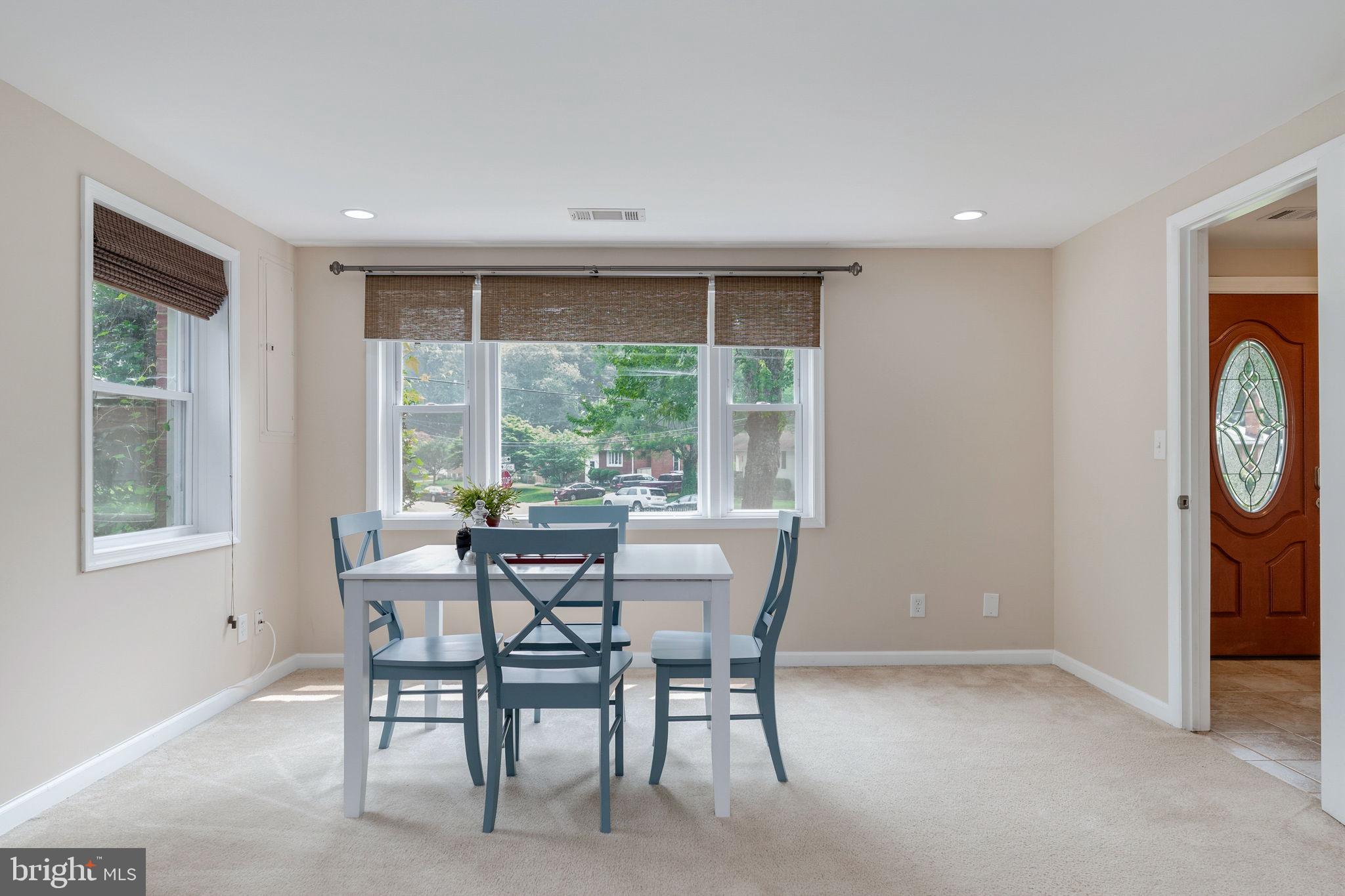NORTH SPRINGFIELD - Residential