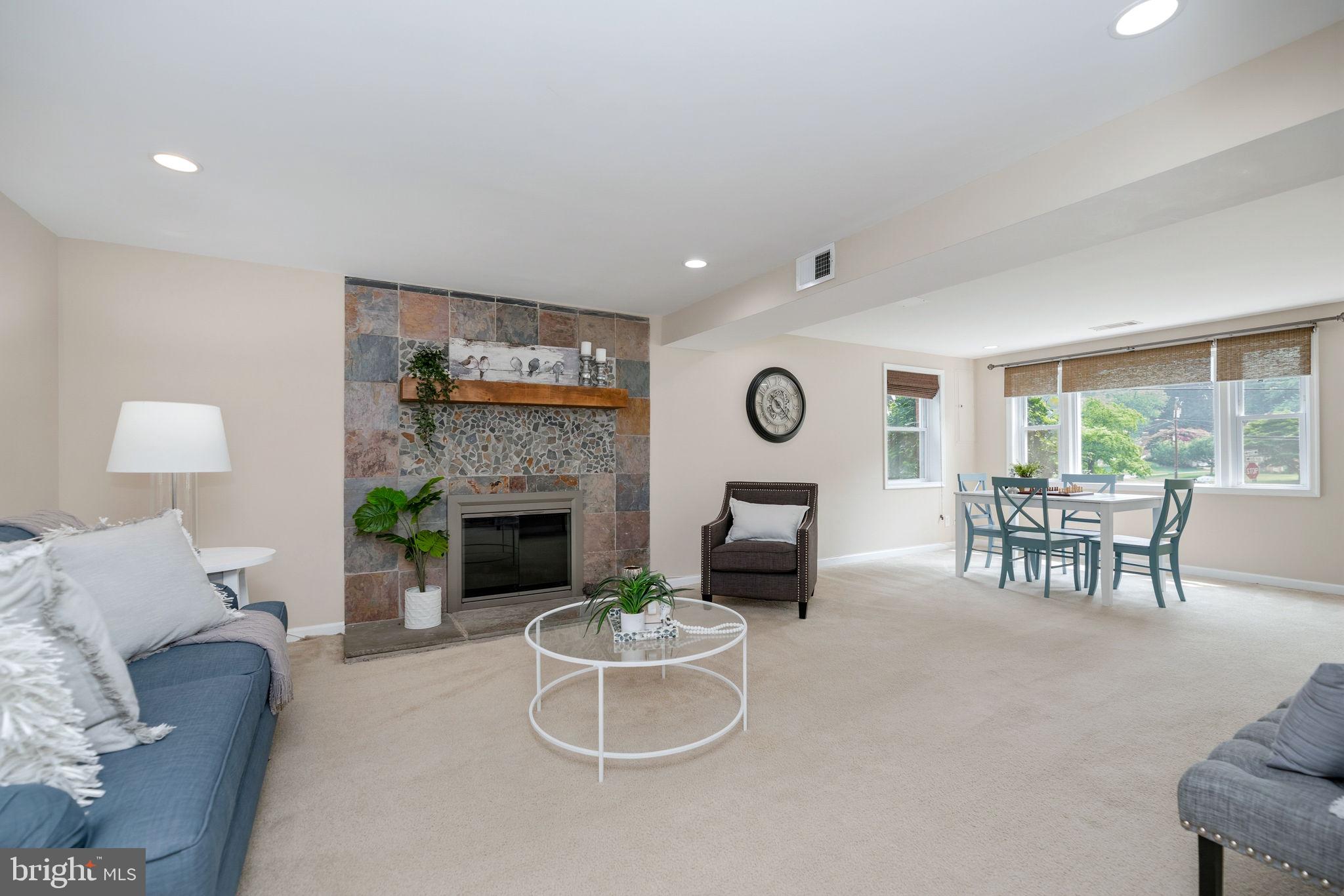 NORTH SPRINGFIELD - Residential