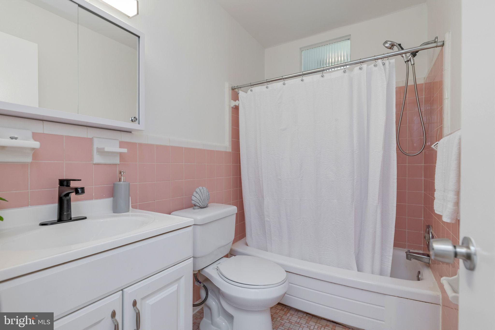 NORTH SPRINGFIELD - Residential