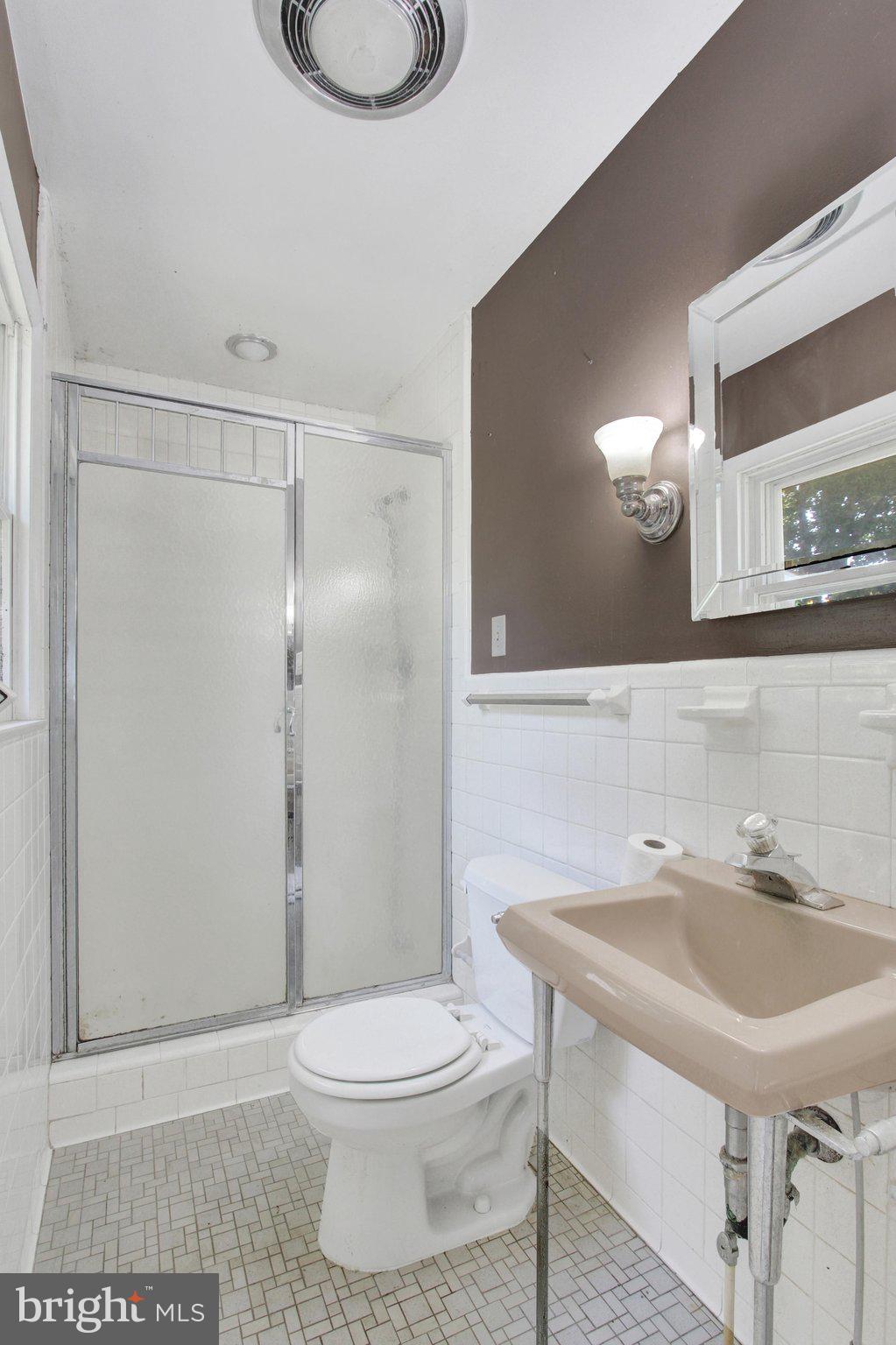 HAMPSTEAD - Residential