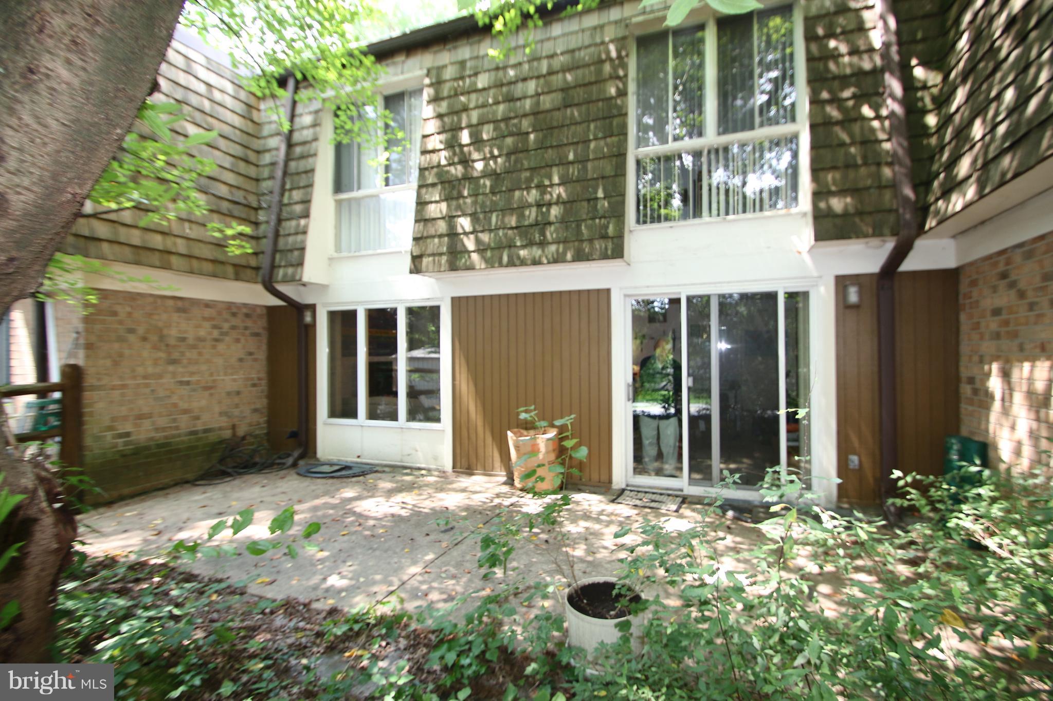 STEDWICK TOWNHOUSES - Residential