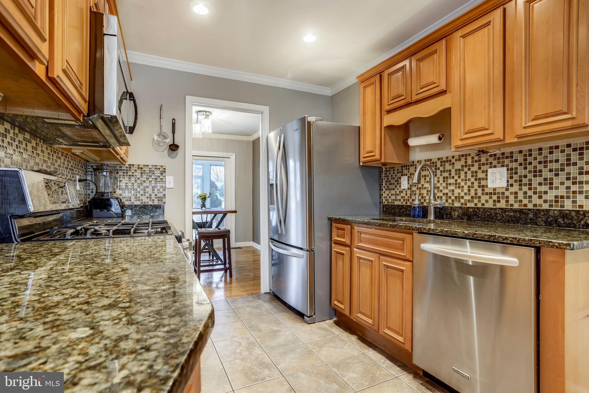 DIAMOND COURTS - Residential