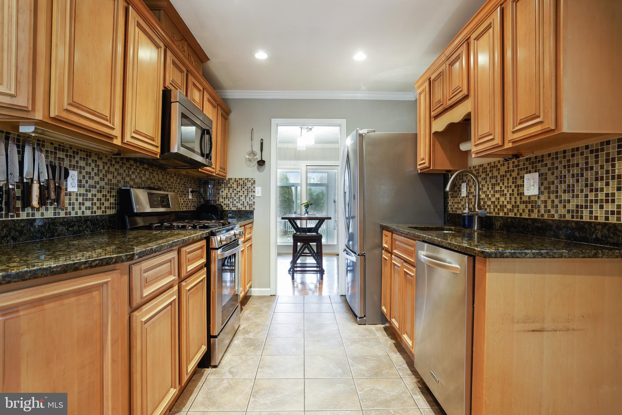 DIAMOND COURTS - Residential