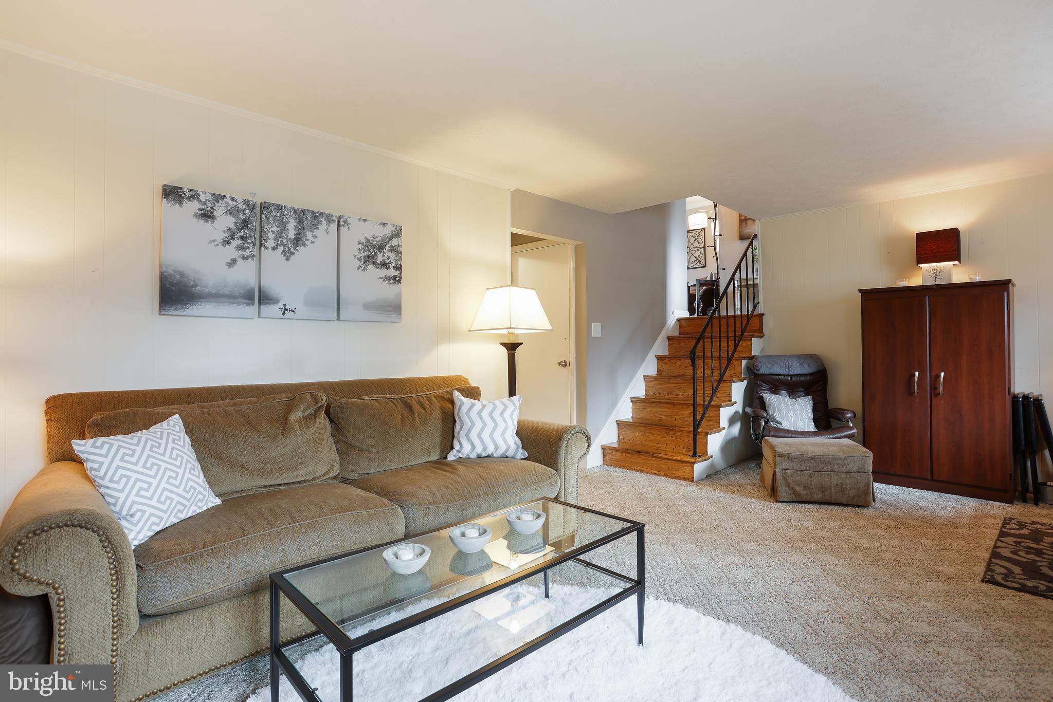 DIAMOND COURTS - Residential