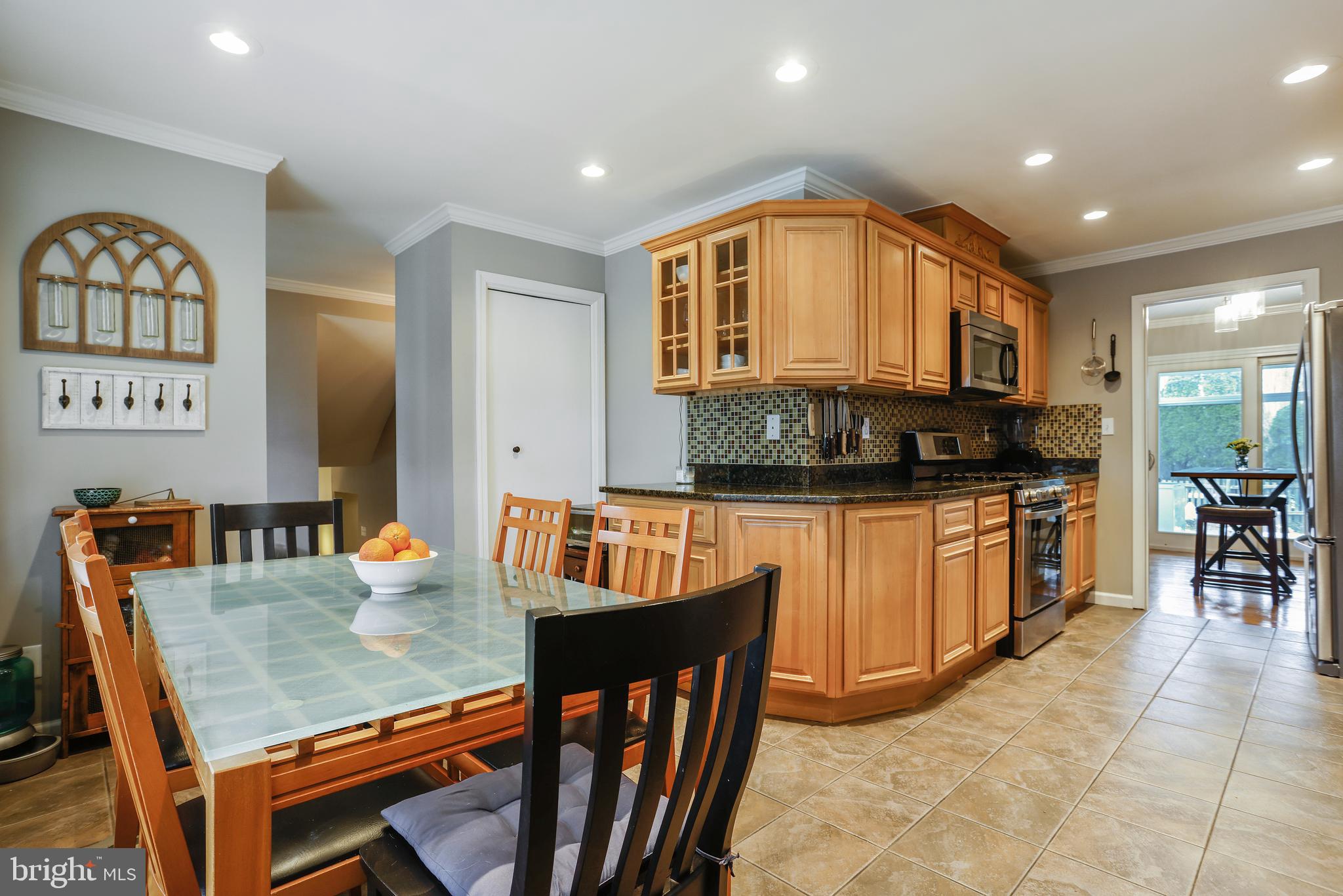 DIAMOND COURTS - Residential