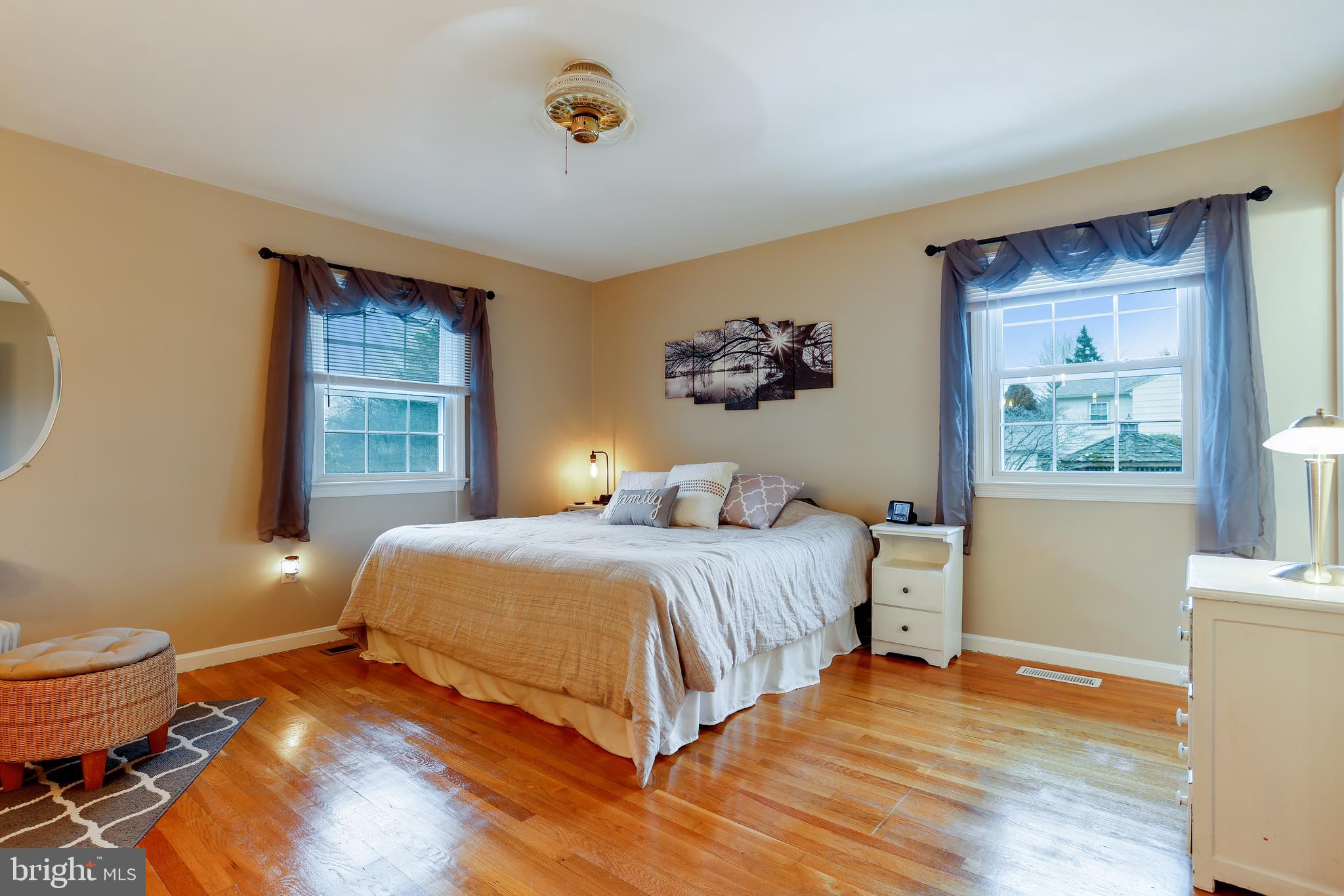 DIAMOND COURTS - Residential