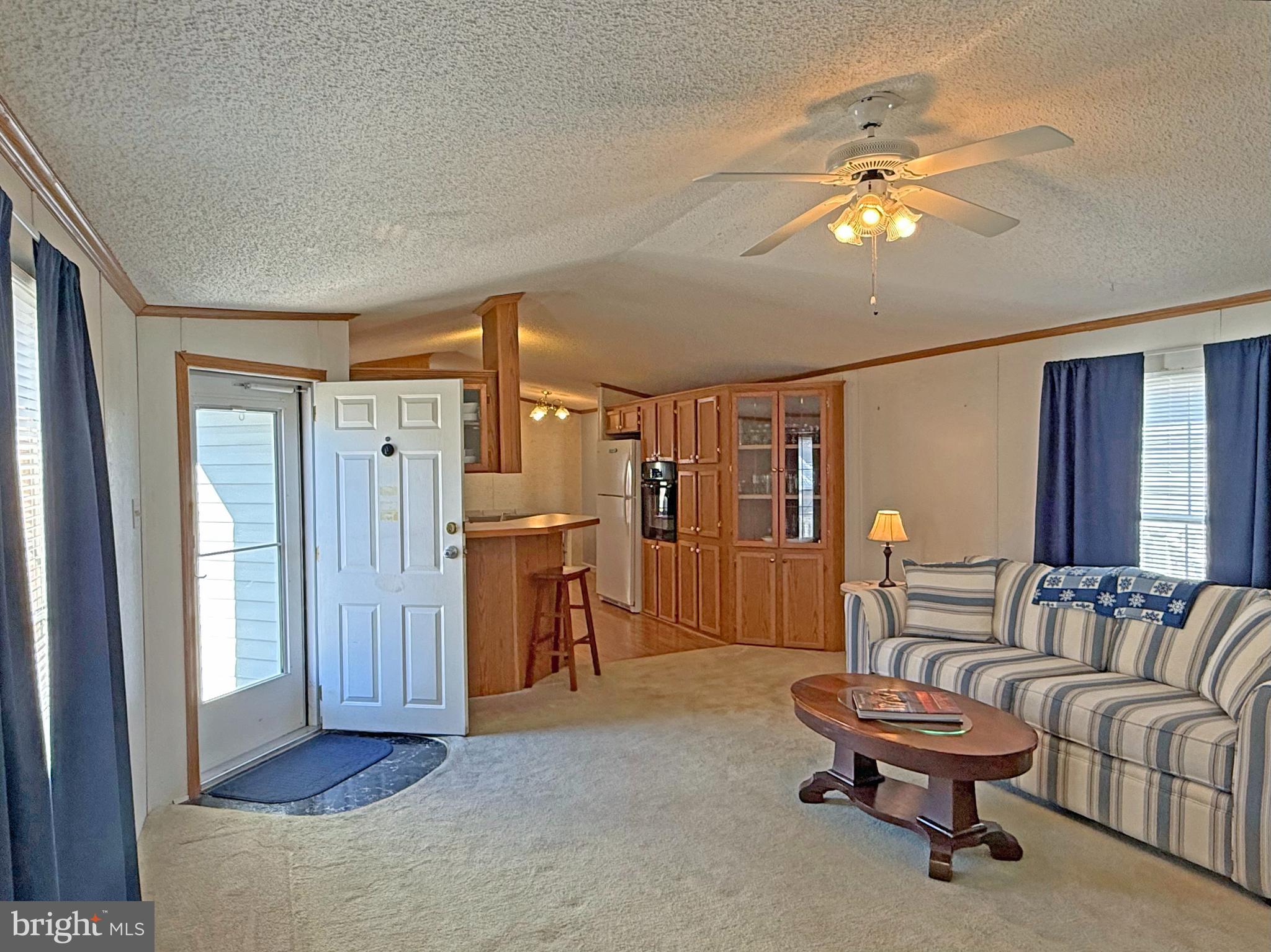 MARINERS COVE - Residential