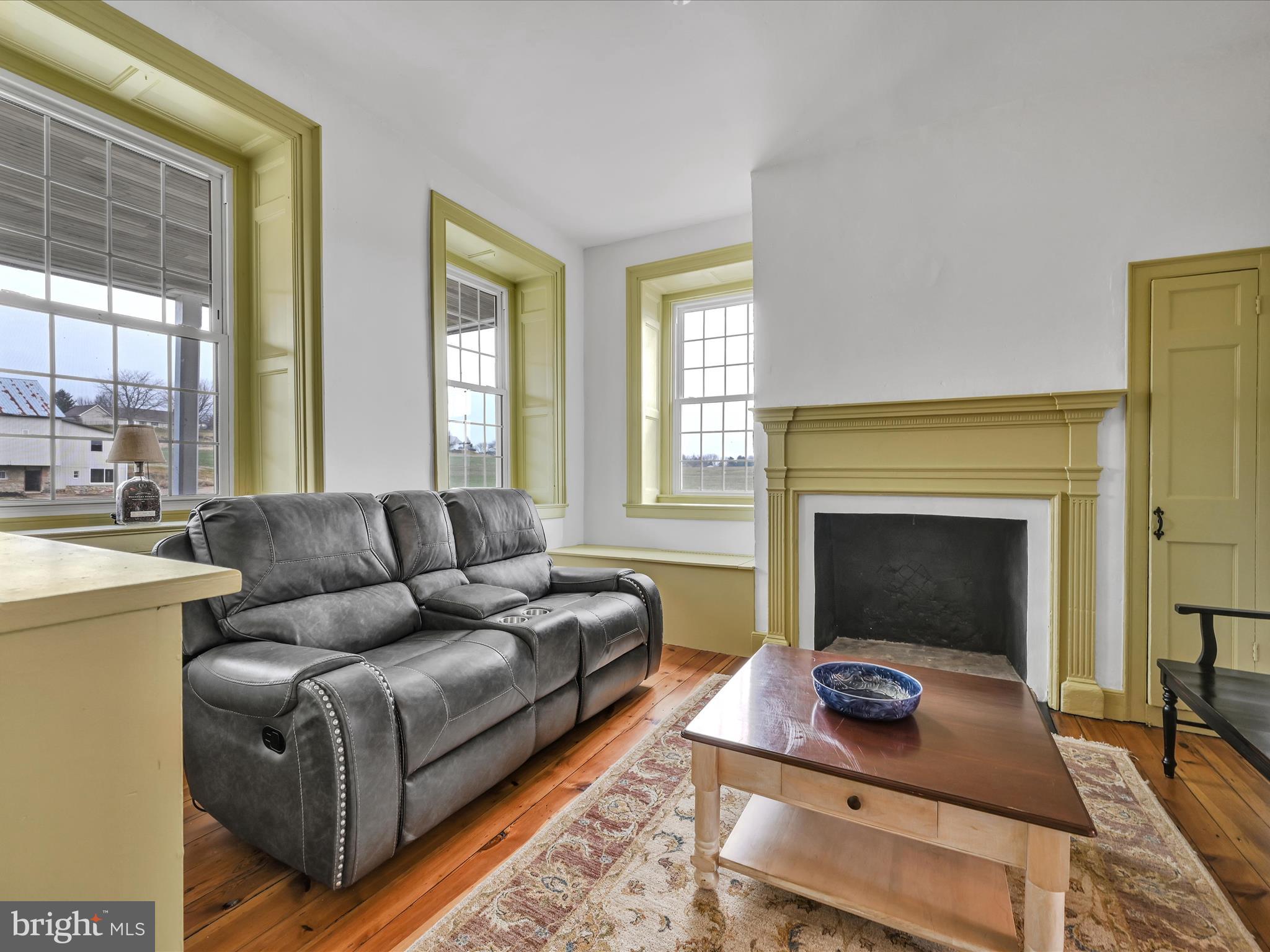 LOWER WINDSOR TWP - Residential