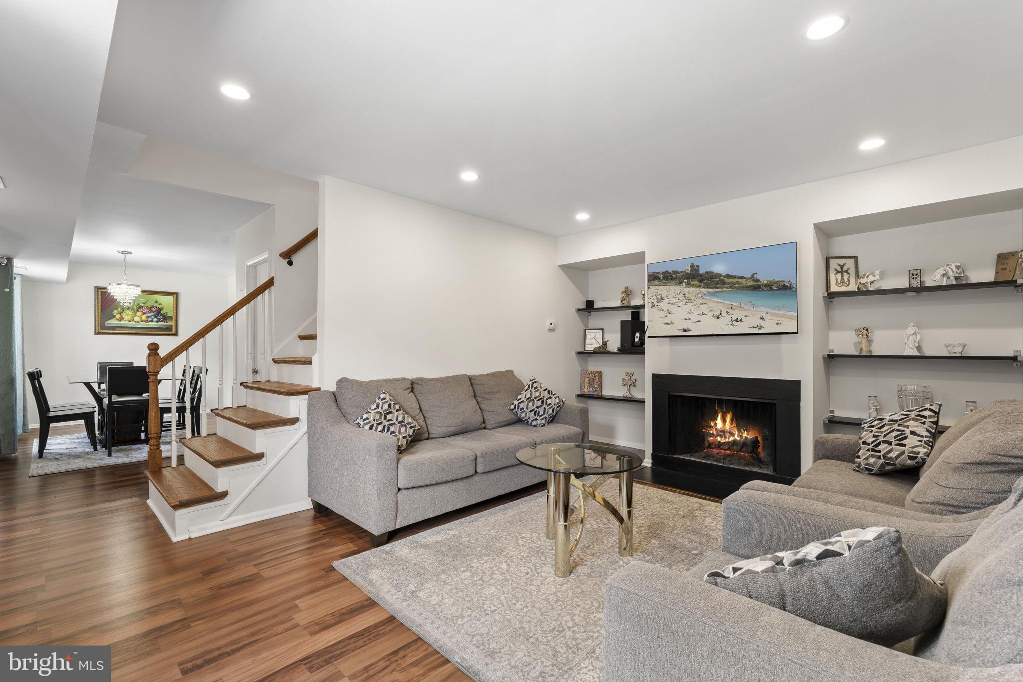 HAVERFORD VIL - Residential