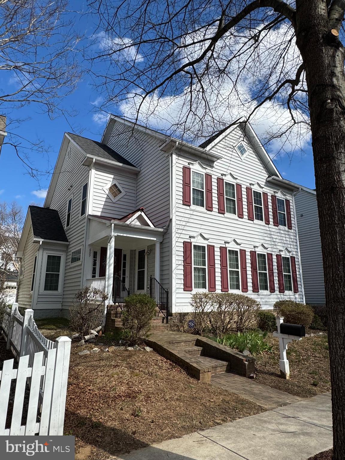 KING FARM WATKINS POND - Residential Lease