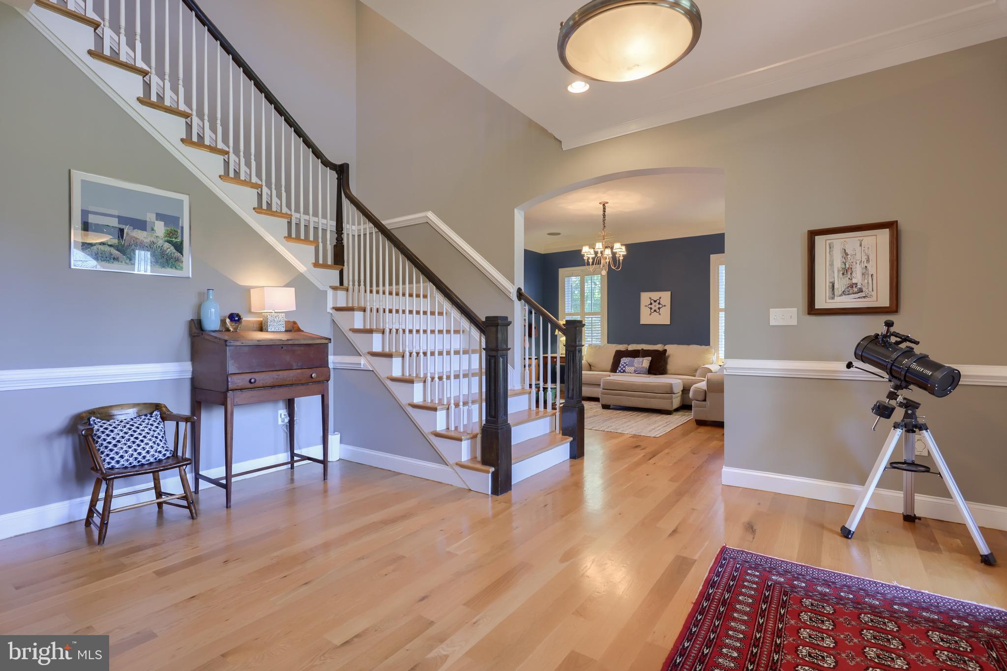 WELLESLEY MANOR - Residential