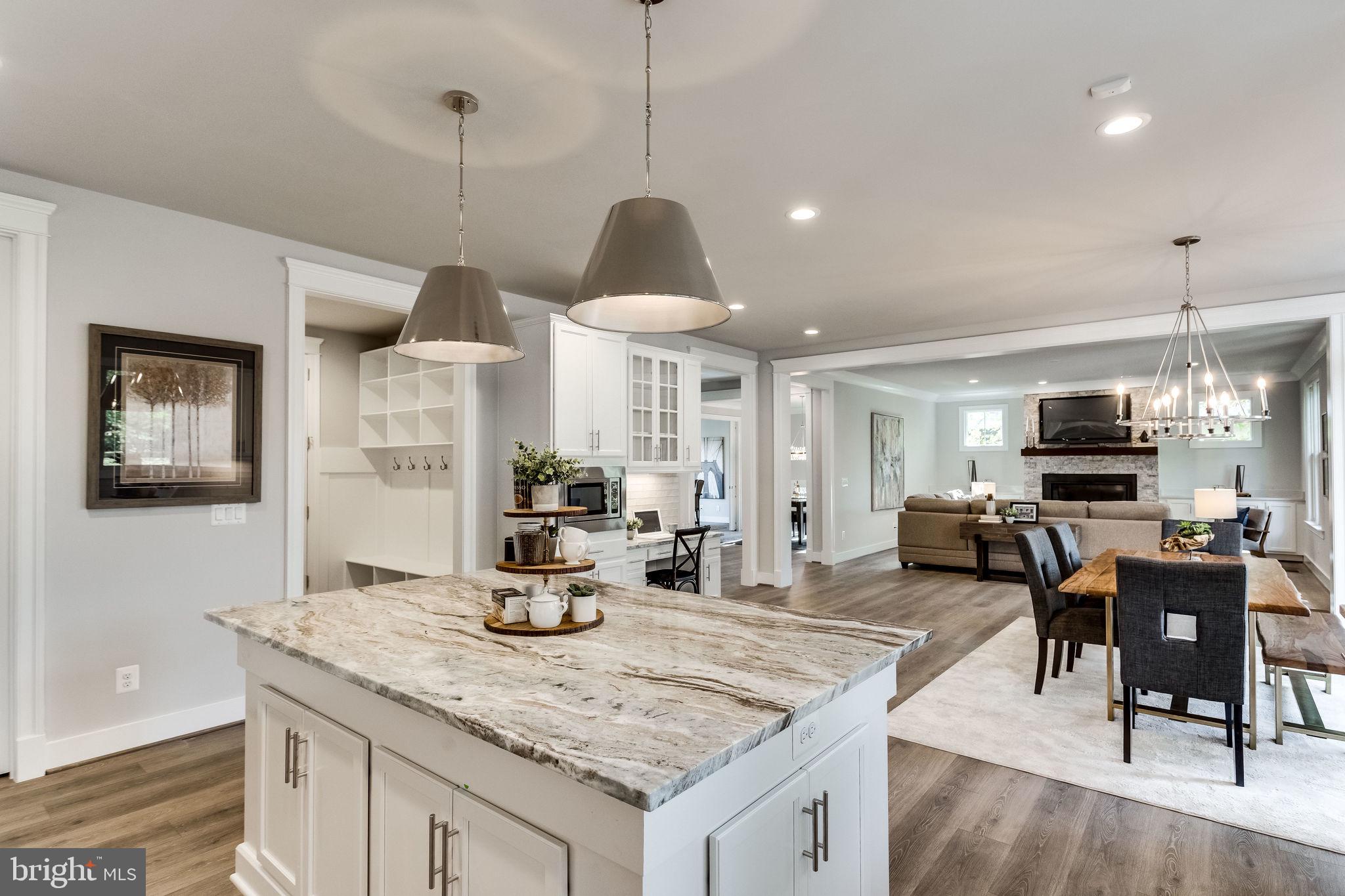 VIENNA WOODS - Residential