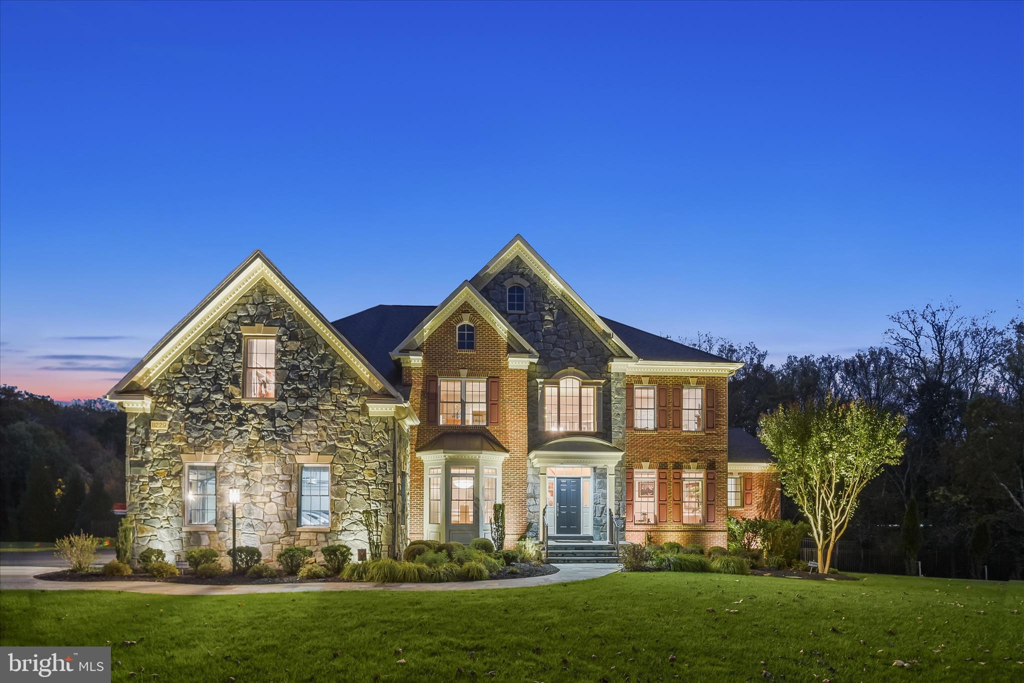 RIVERWOOD - Residential