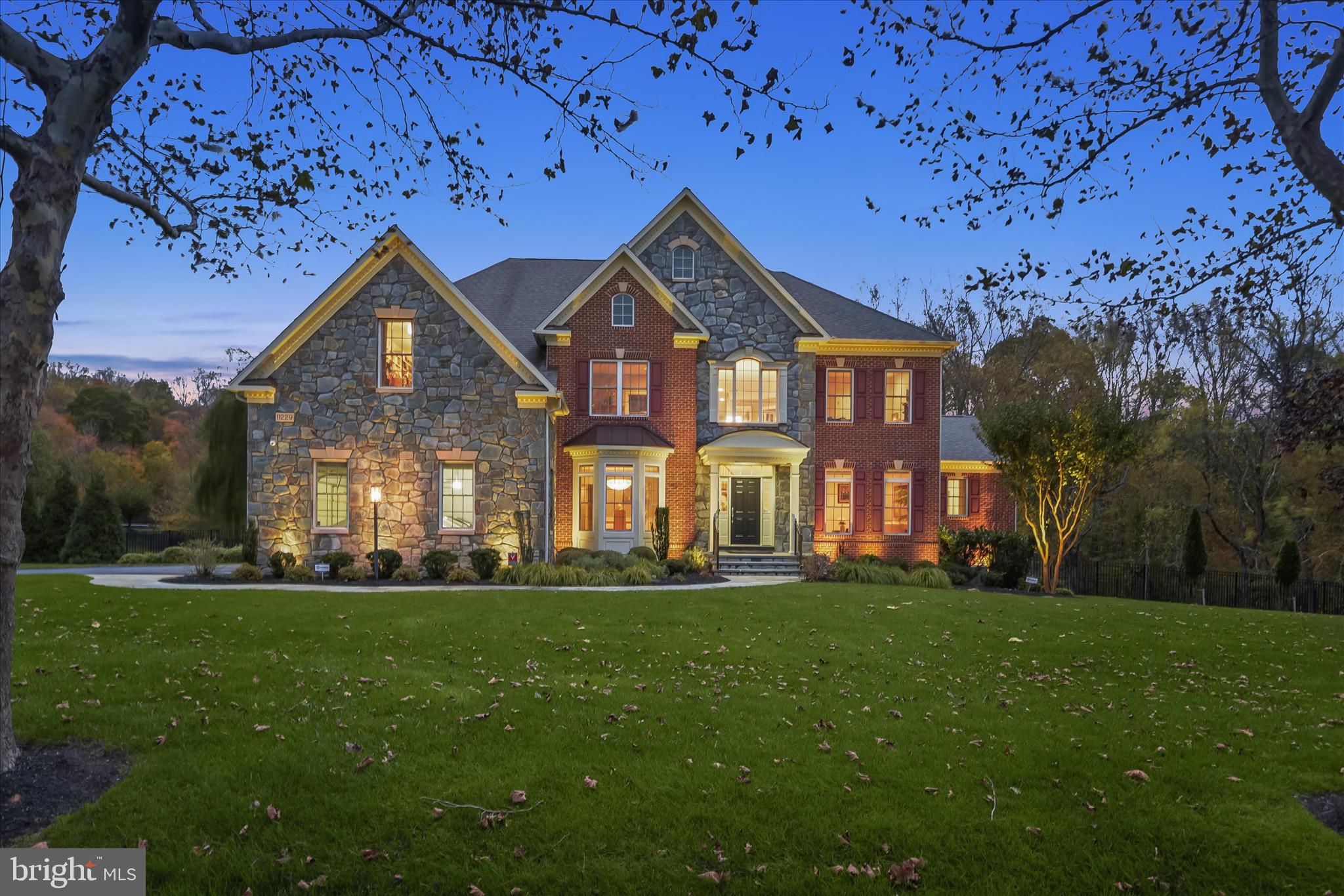RIVERWOOD - Residential