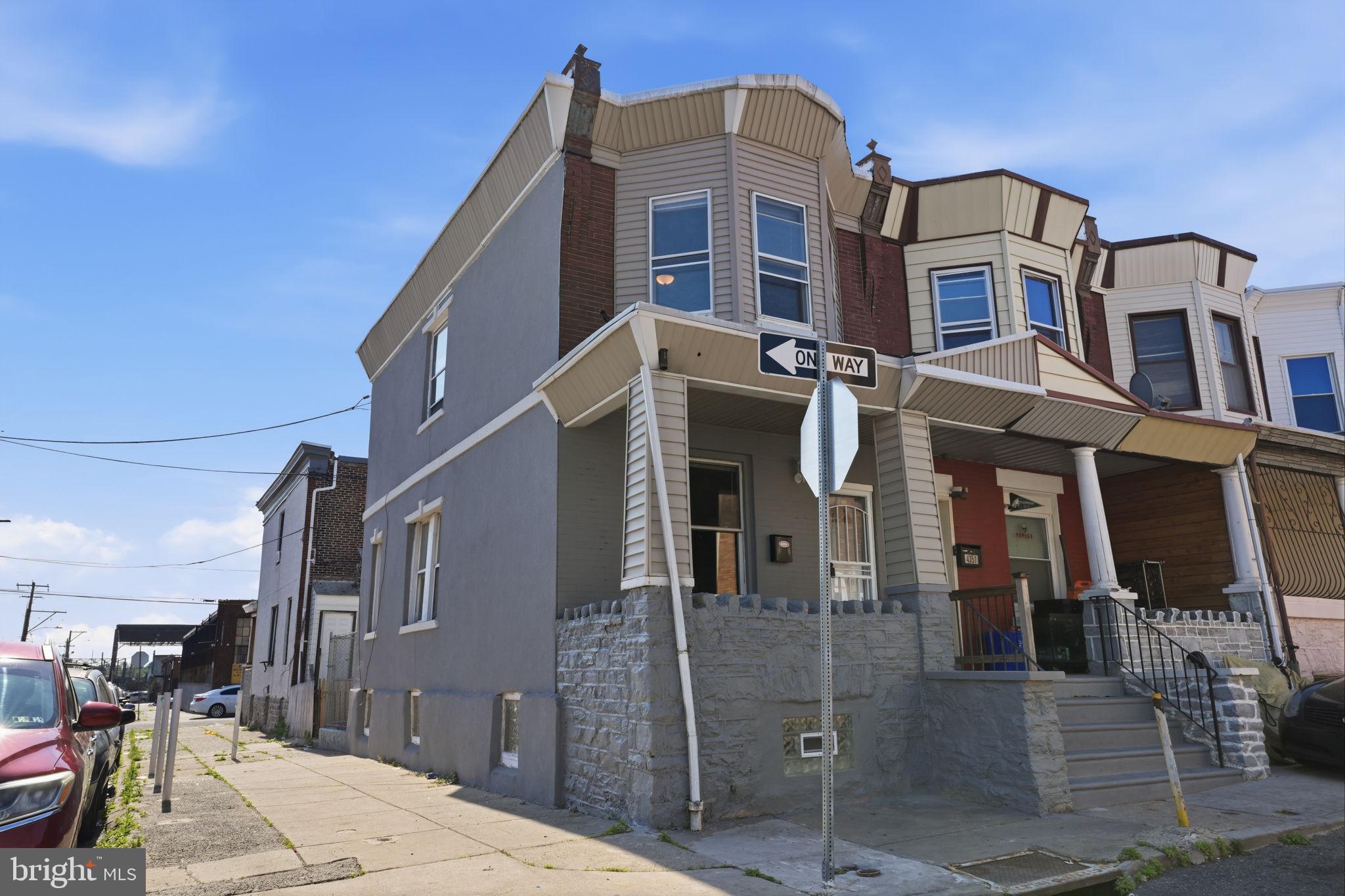 PHILADELPHIA - Residential