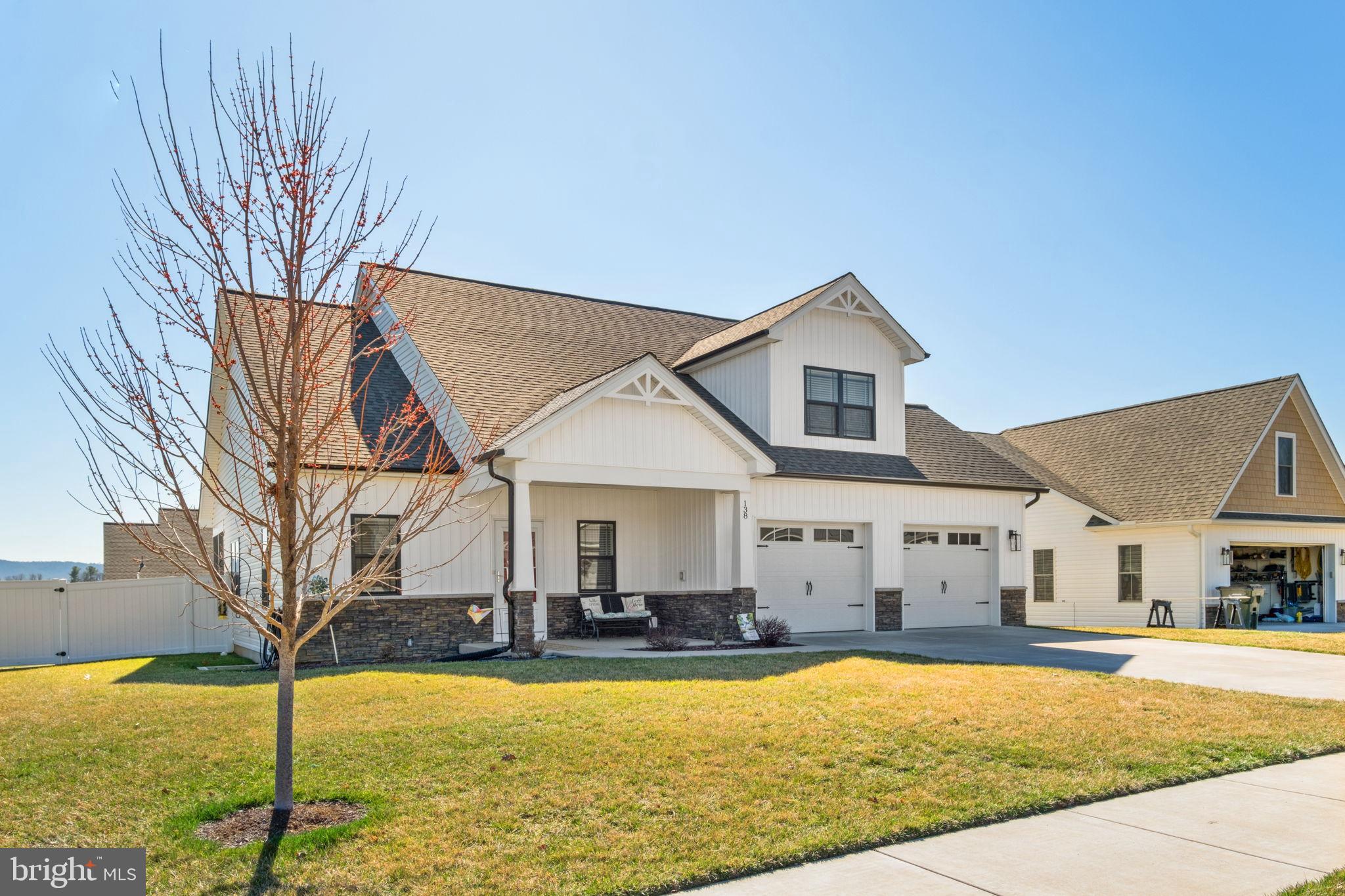 BRIDGEPORT - Residential