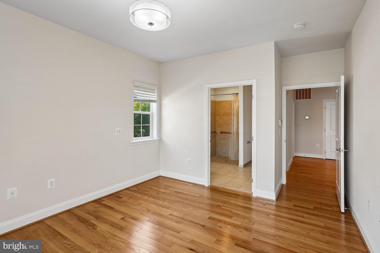 RIVERDALE HEIGHTS - Residential