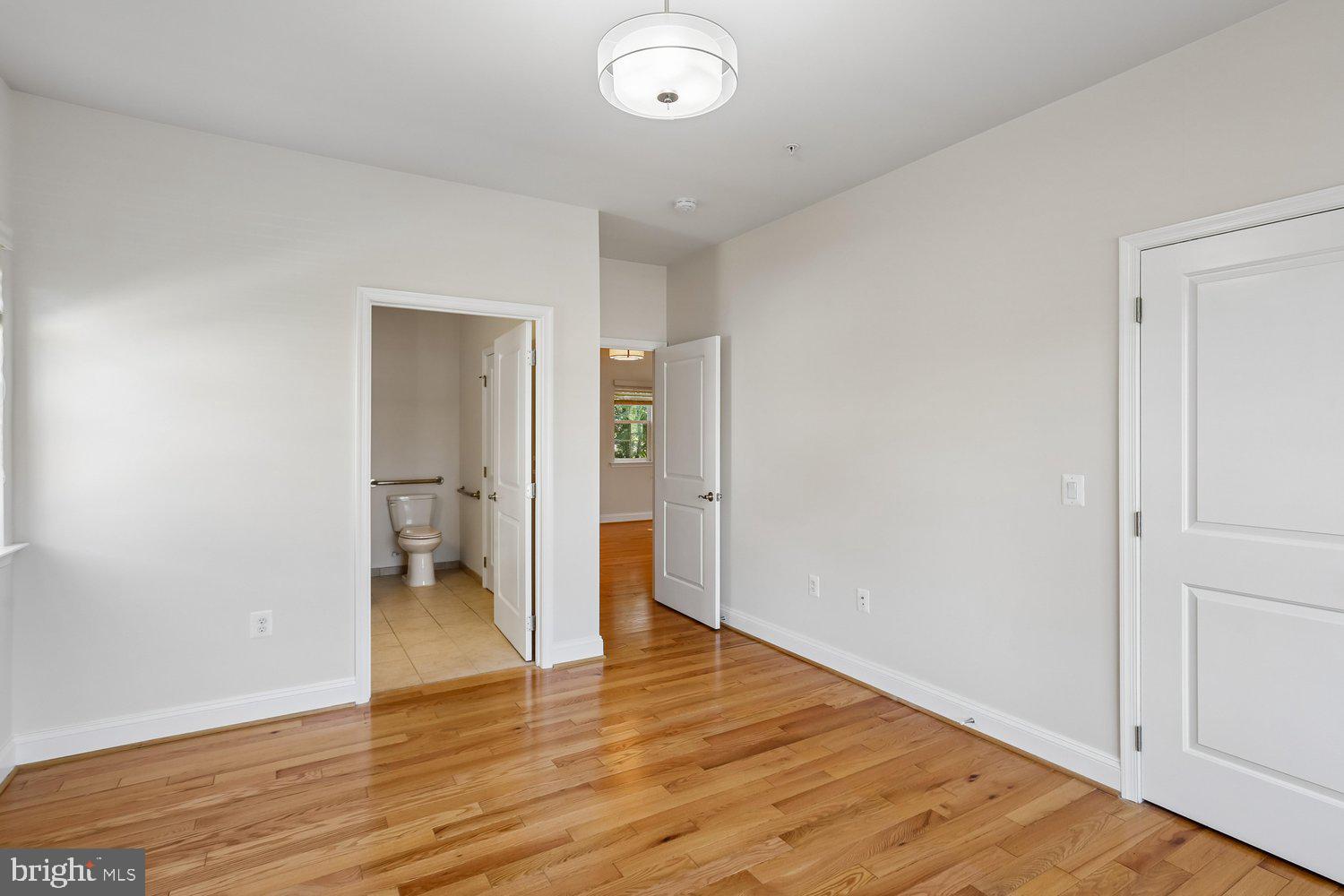 RIVERDALE HEIGHTS - Residential