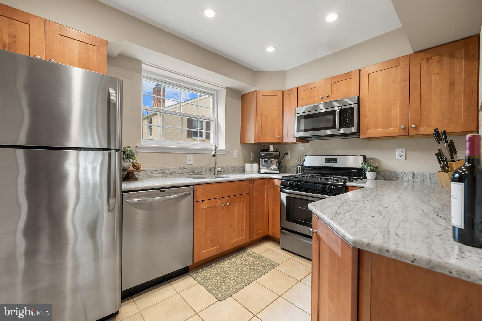 FAIRLINGTON TOWNE - Residential