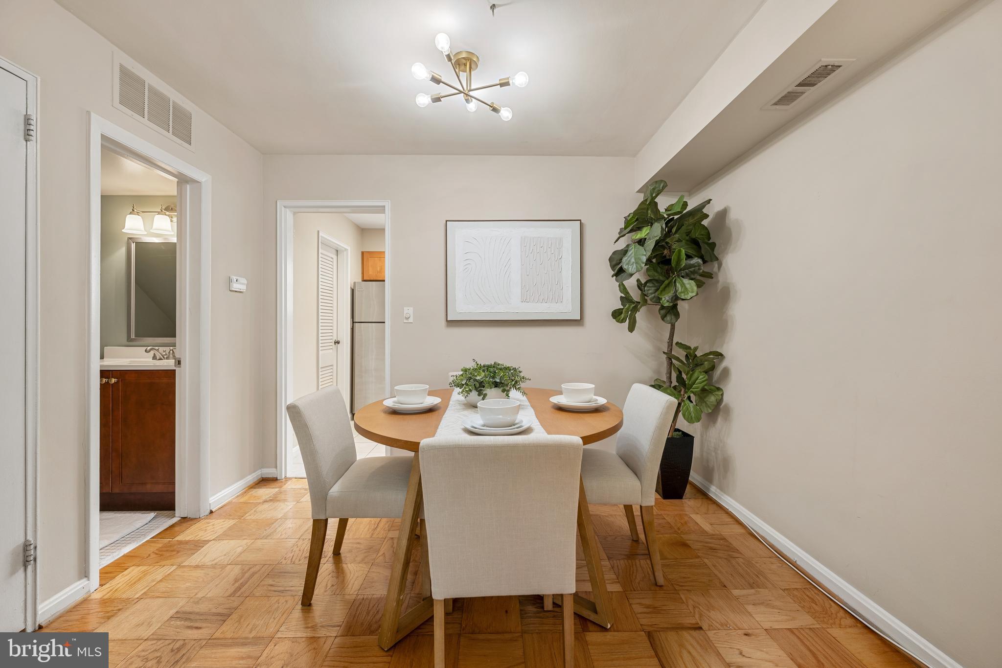 FAIRLINGTON TOWNE - Residential