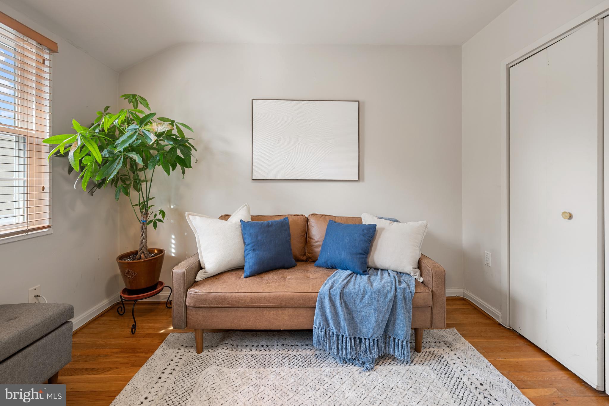 FAIRLINGTON TOWNE - Residential