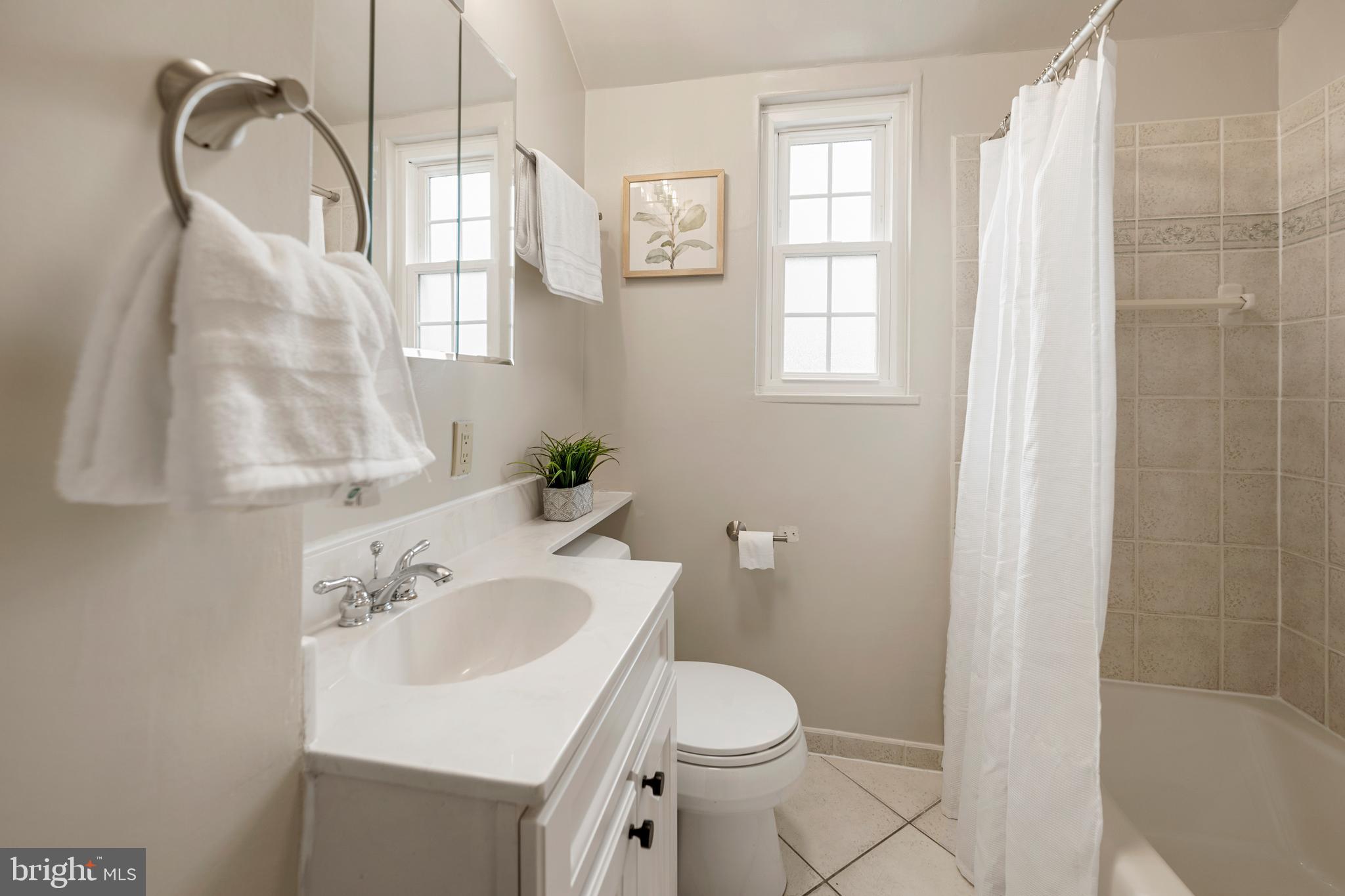 FAIRLINGTON TOWNE - Residential