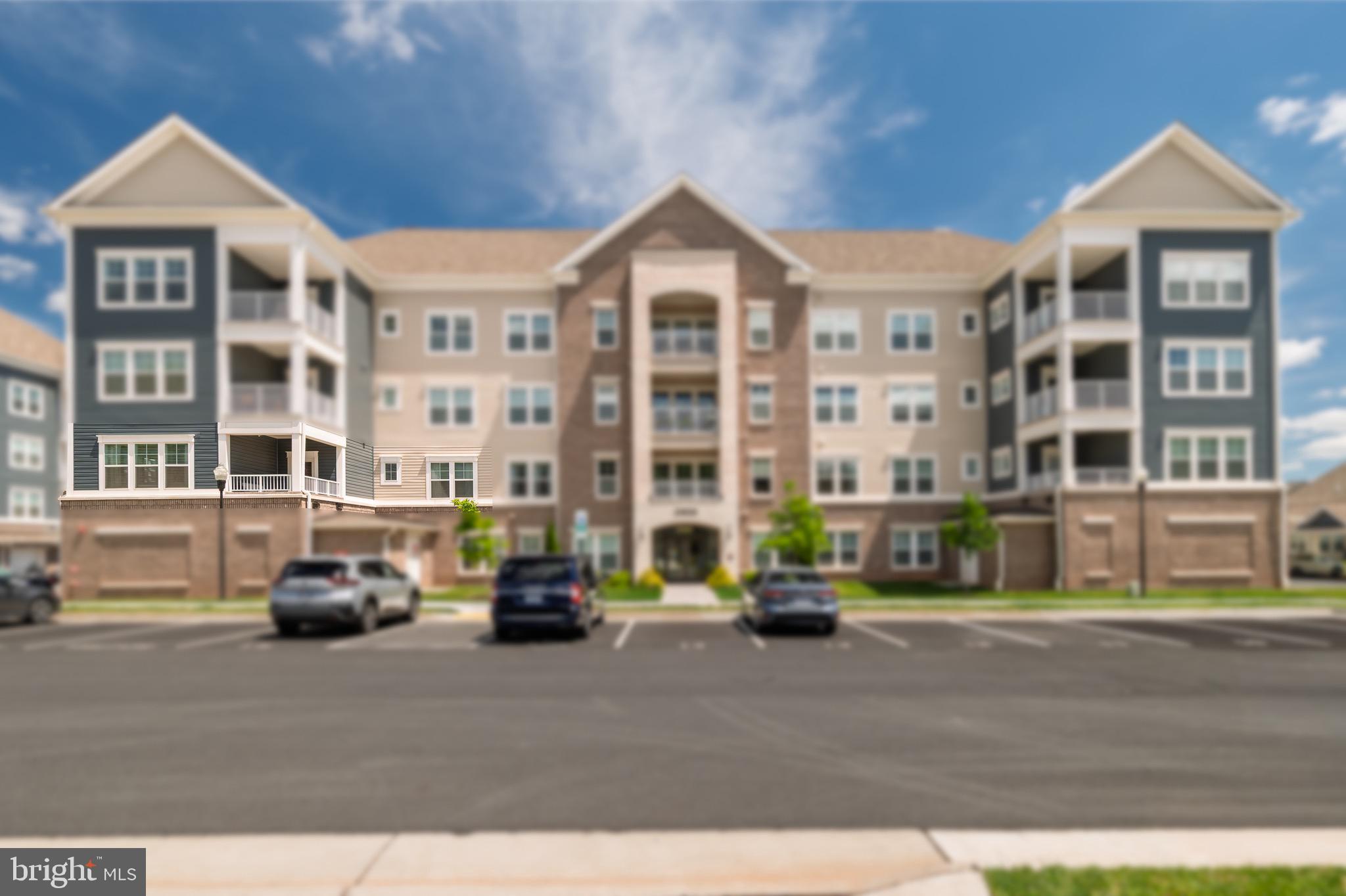 MONTEBELLO - Residential