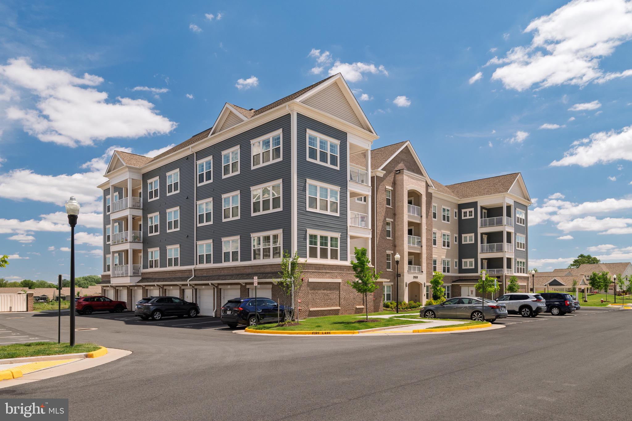 MONTEBELLO - Residential