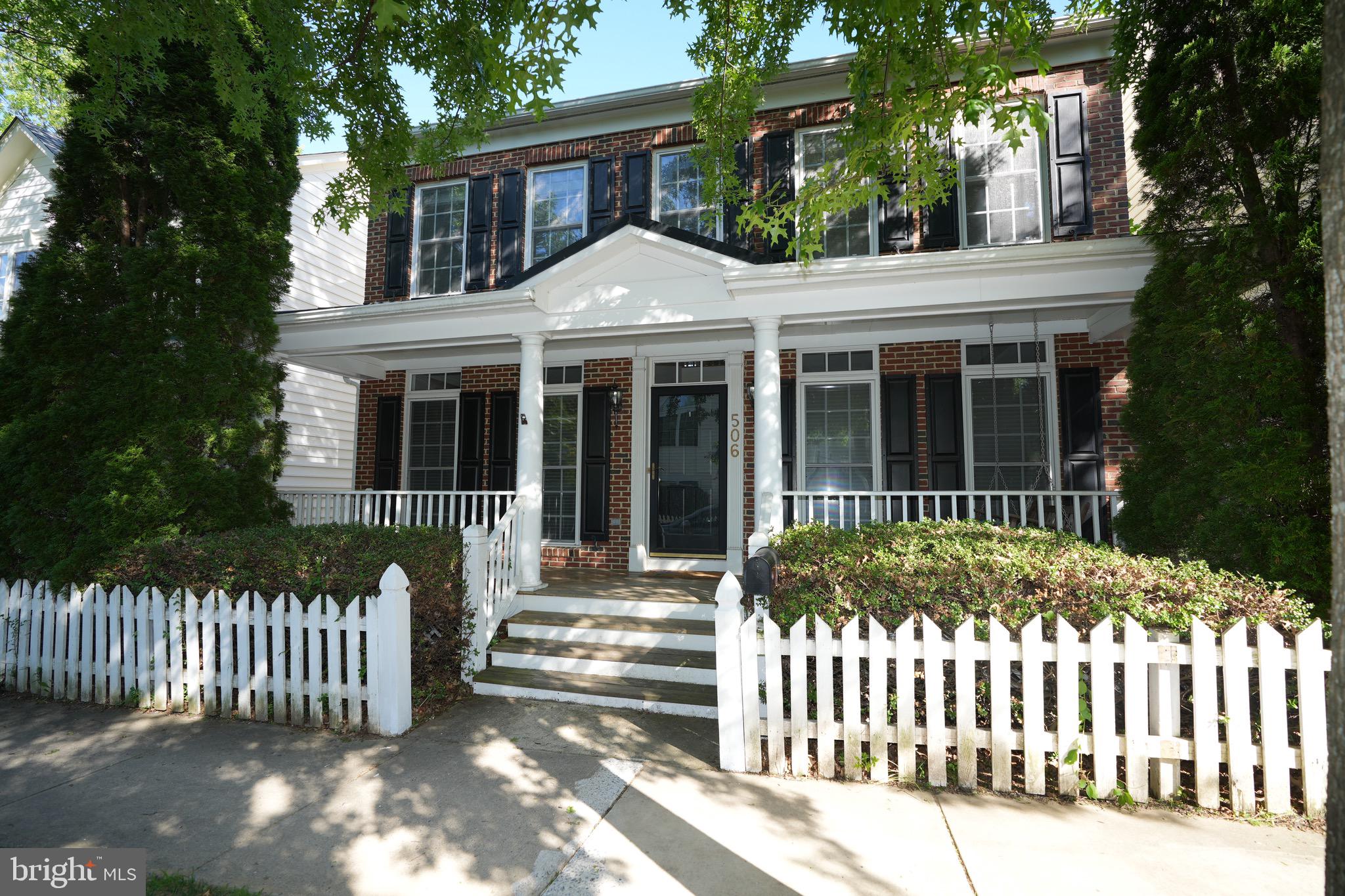 LAKELANDS - Residential