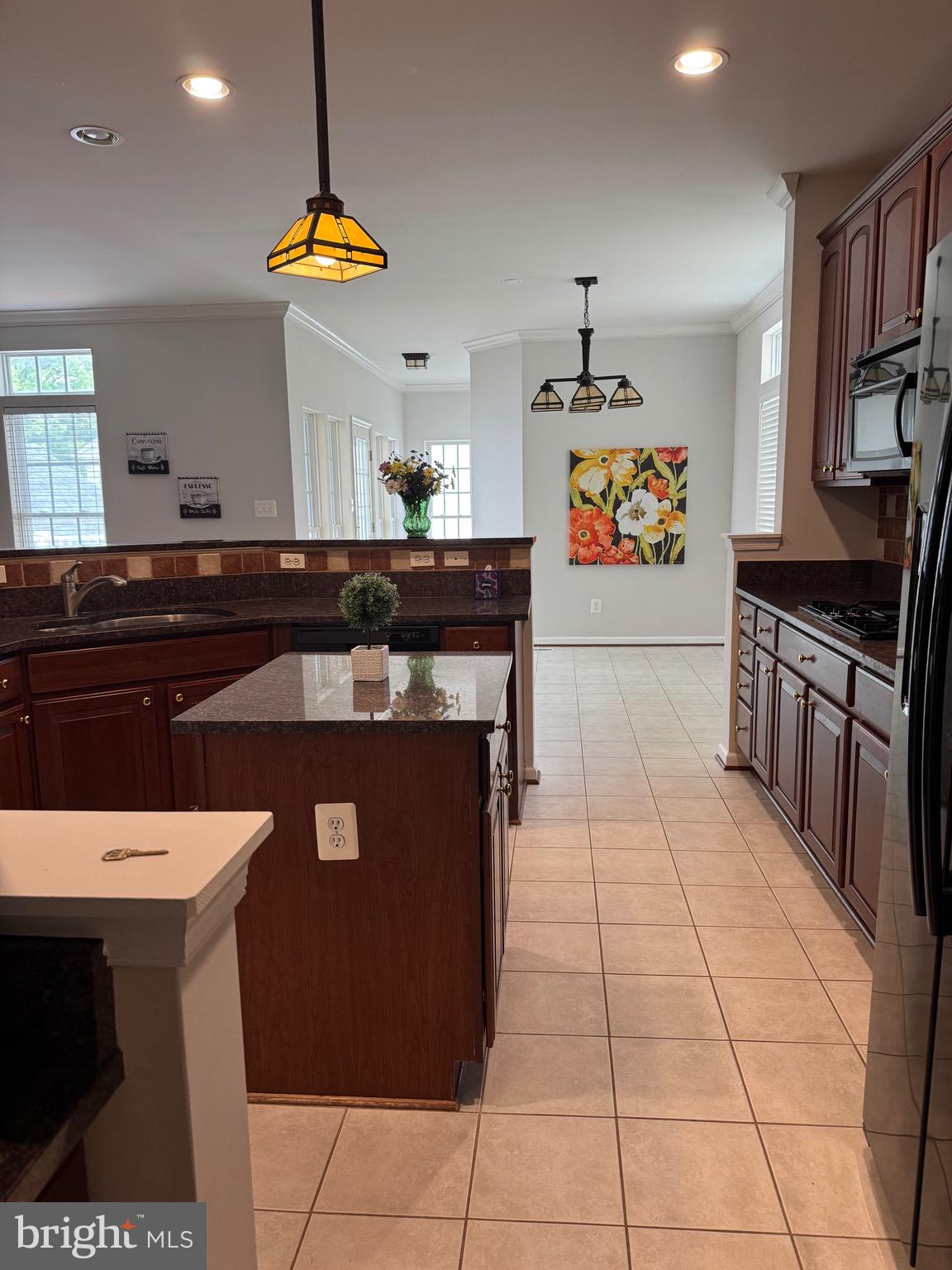 LAKELANDS - Residential