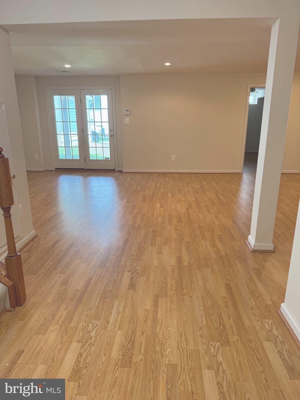 LAKELANDS - Residential