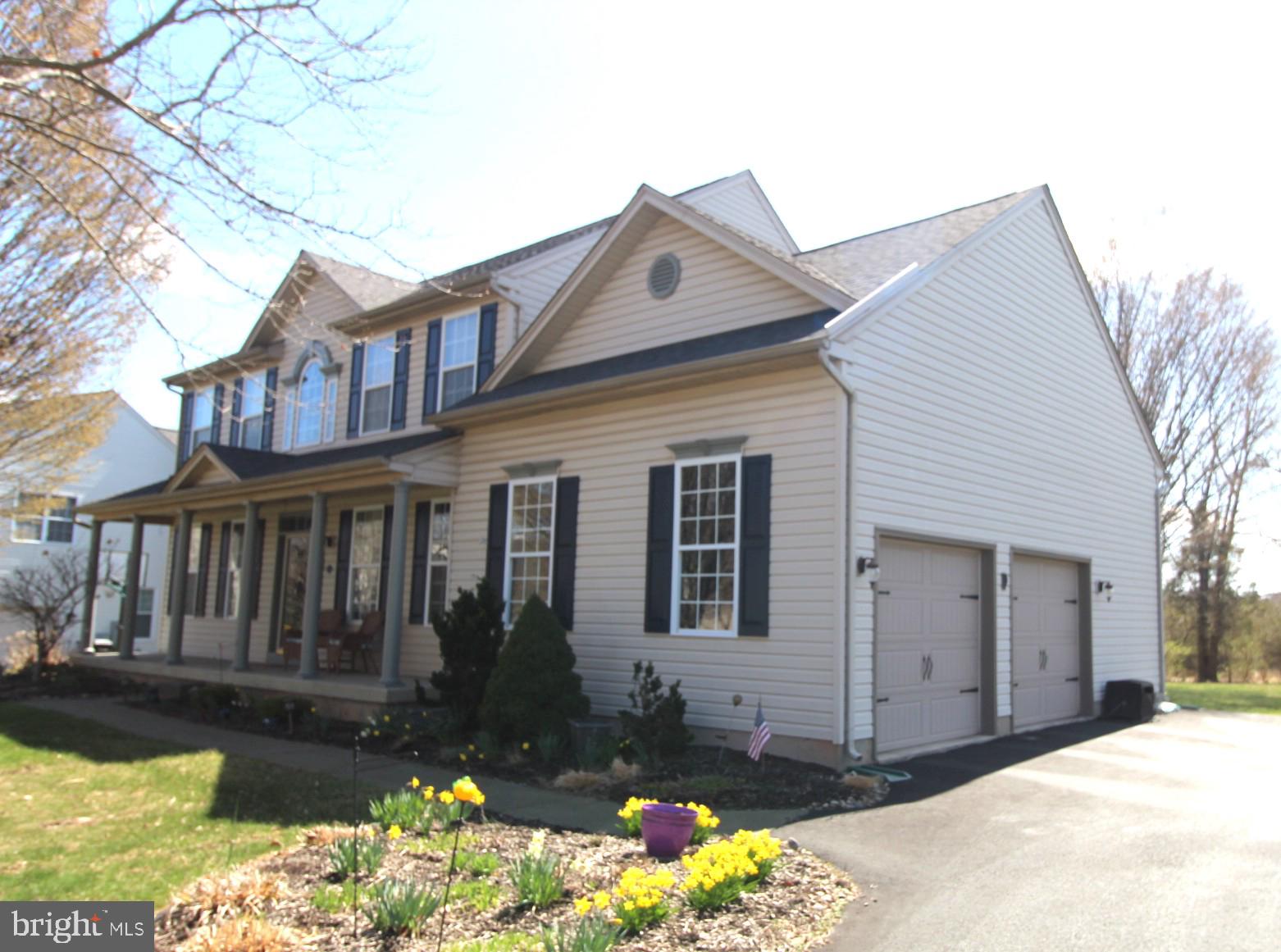 BRADFORD WOODS - Residential