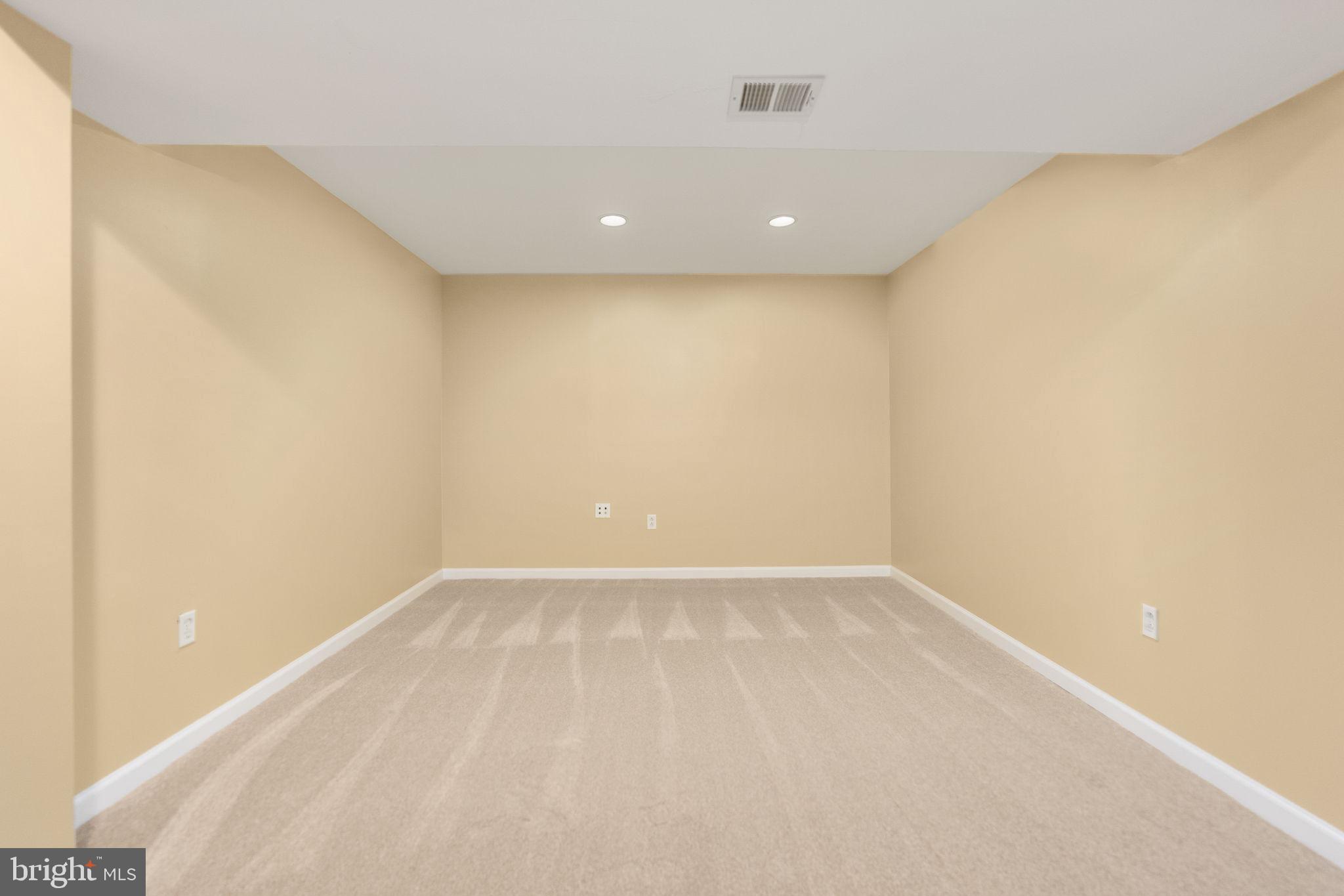 WORMAN ESTATES - Residential