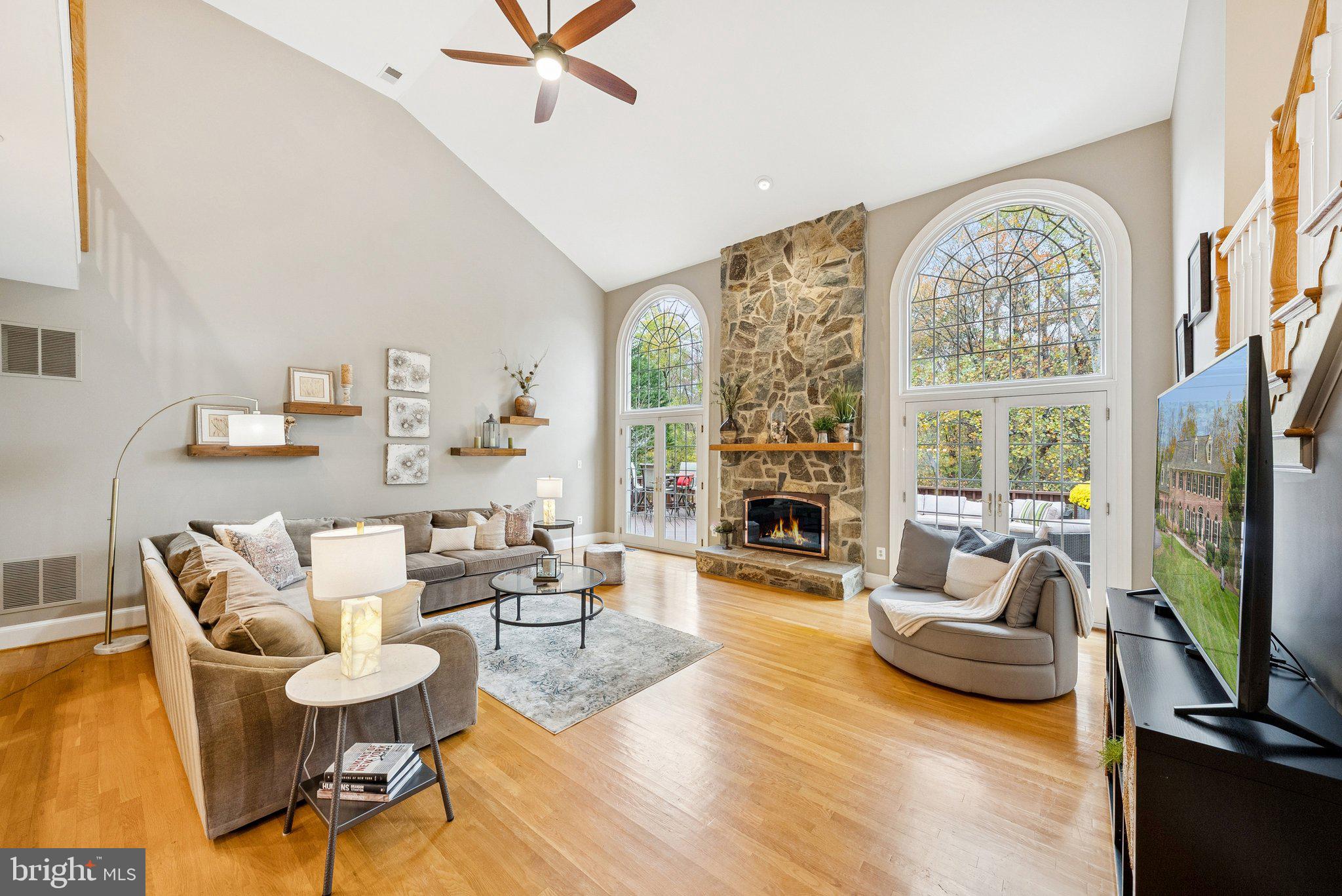 HICKORY CREEK ESTATES - Residential