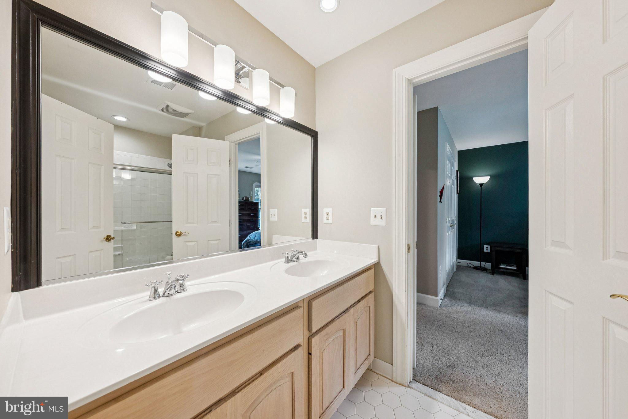 HICKORY CREEK ESTATES - Residential