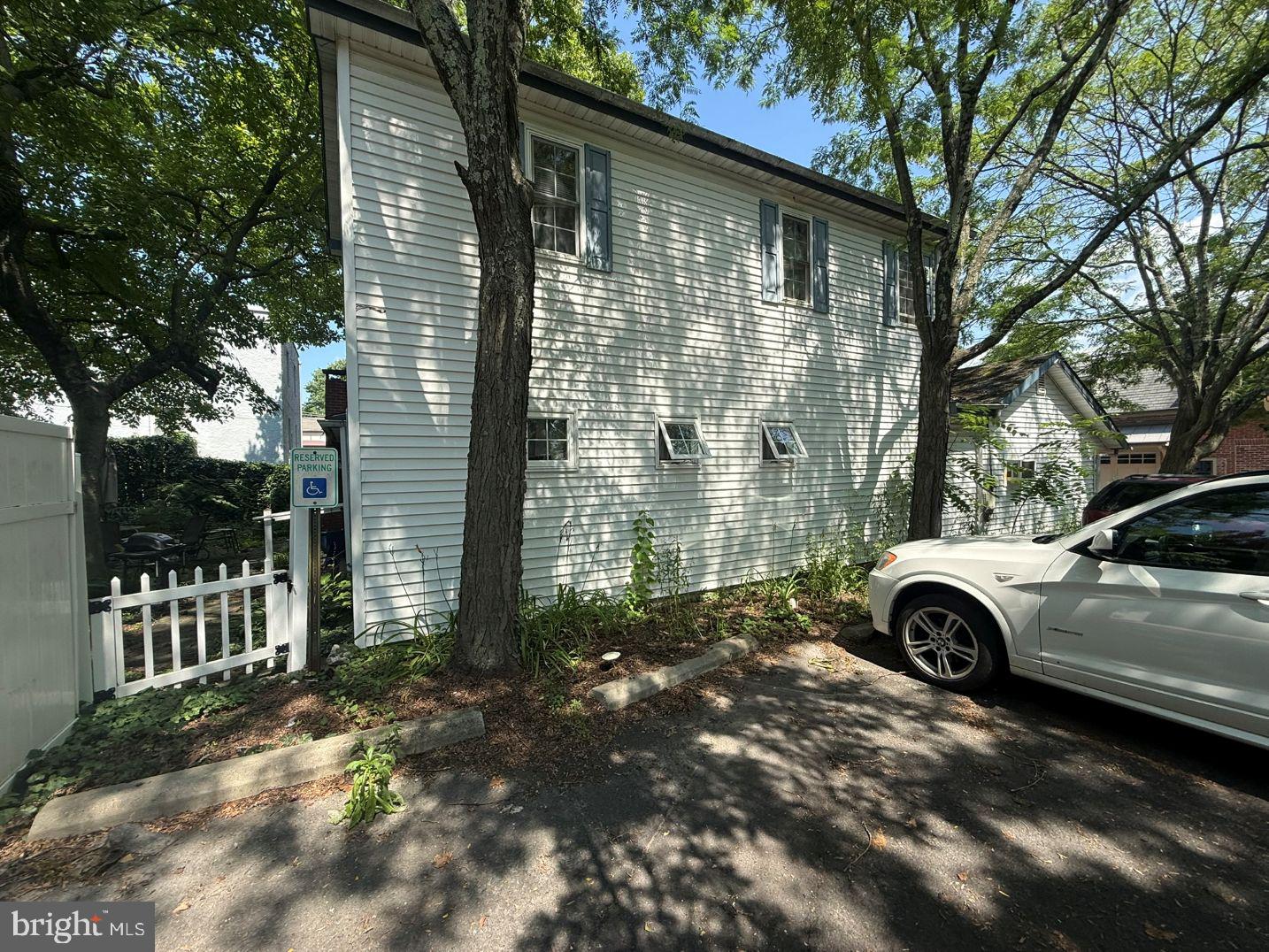 DOYLESTOWN BORO - Residential
