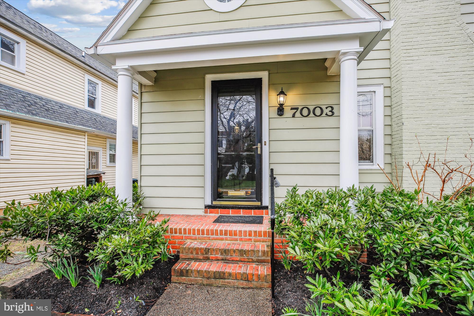 CHEVY CHASE - Residential