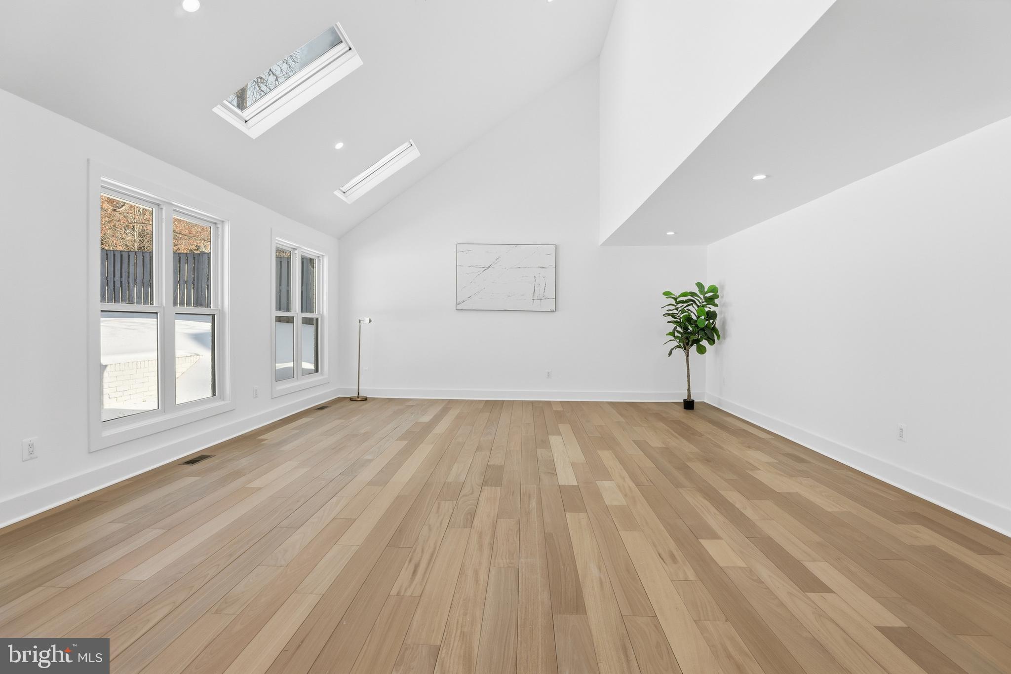 BEDFORD ACRES - Residential
