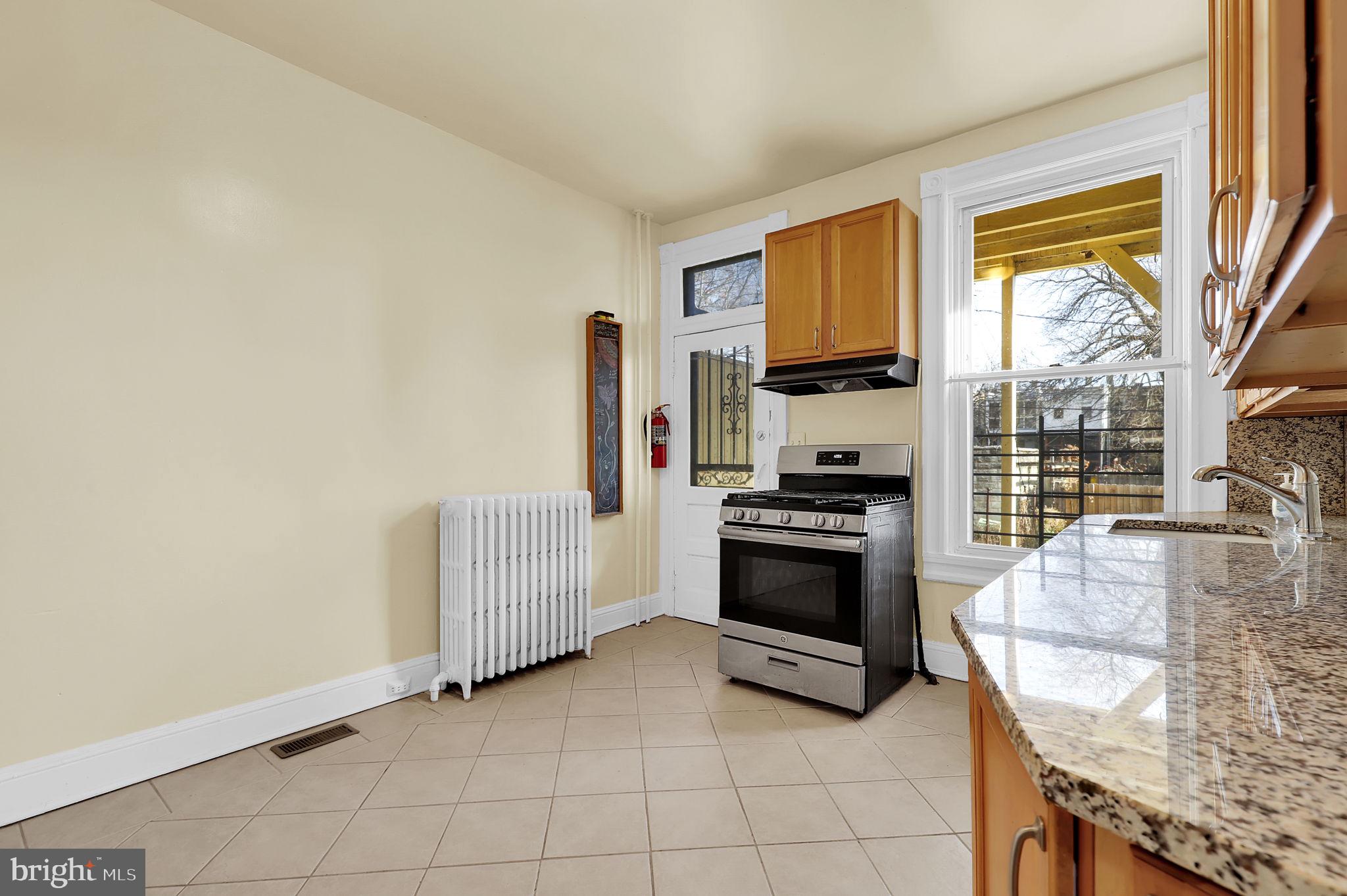 CHARLES VILLAGE - Residential